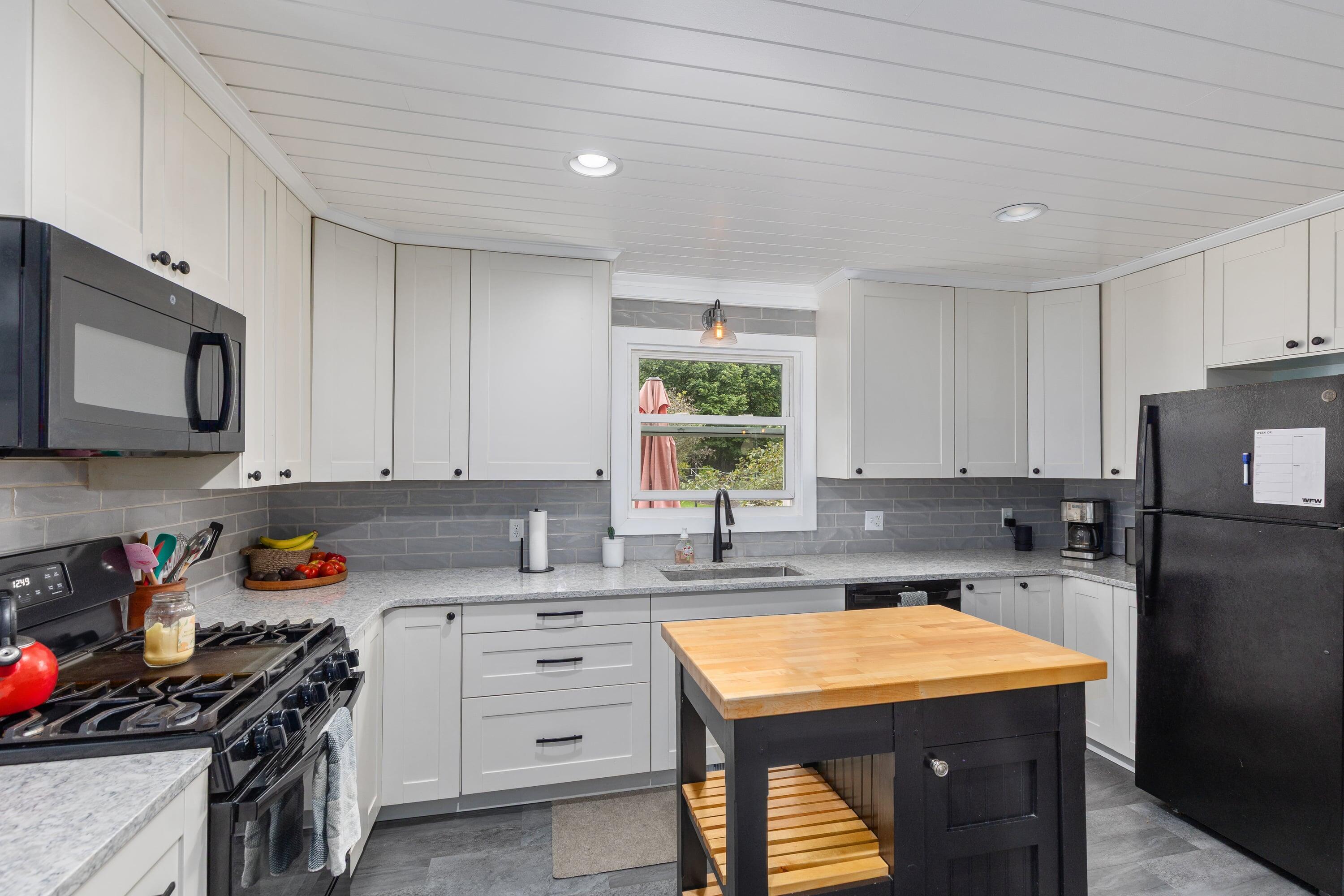 634 Burke Avenue NE Grand Rapids MI 49503