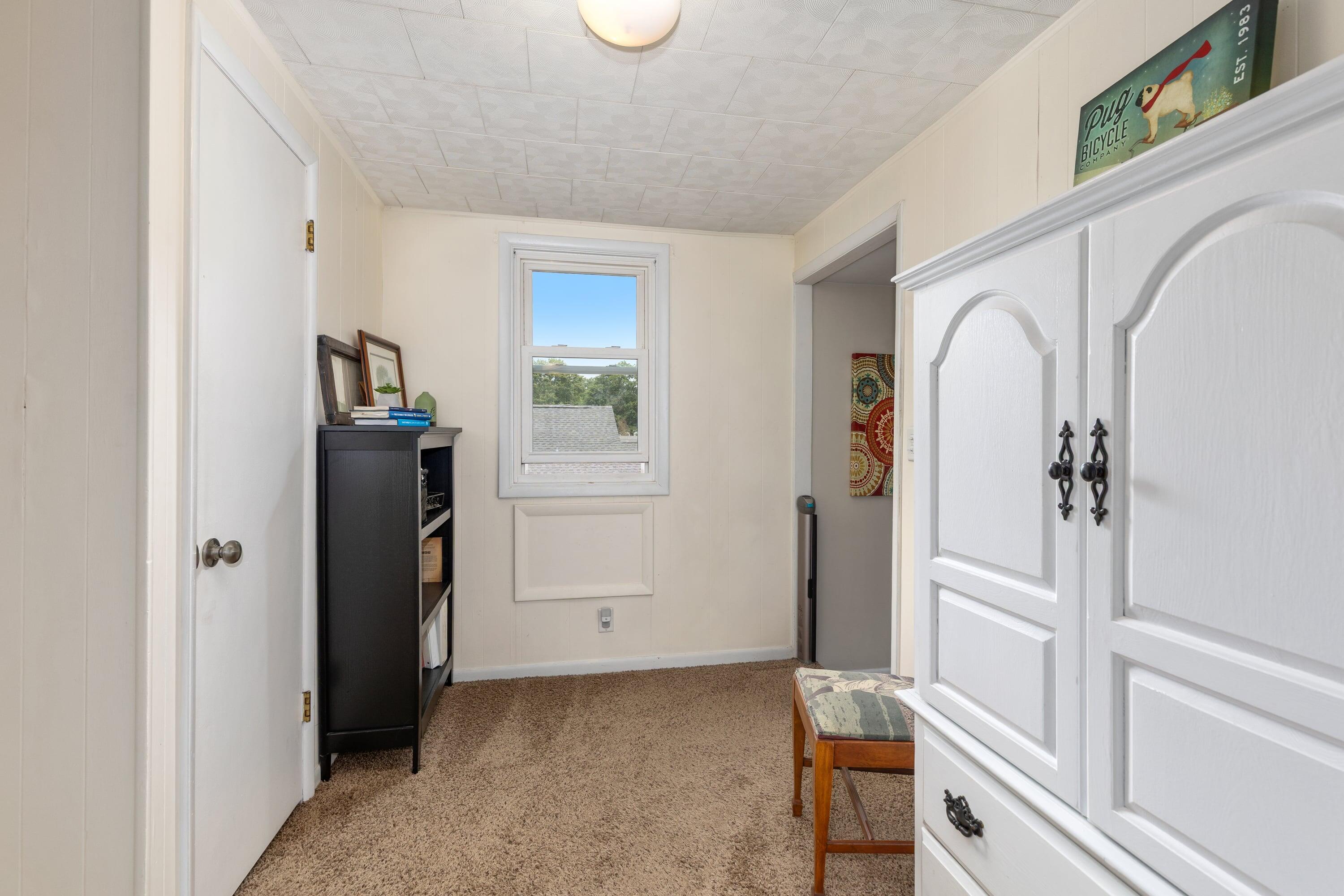 634 Burke Avenue NE Grand Rapids MI 49503