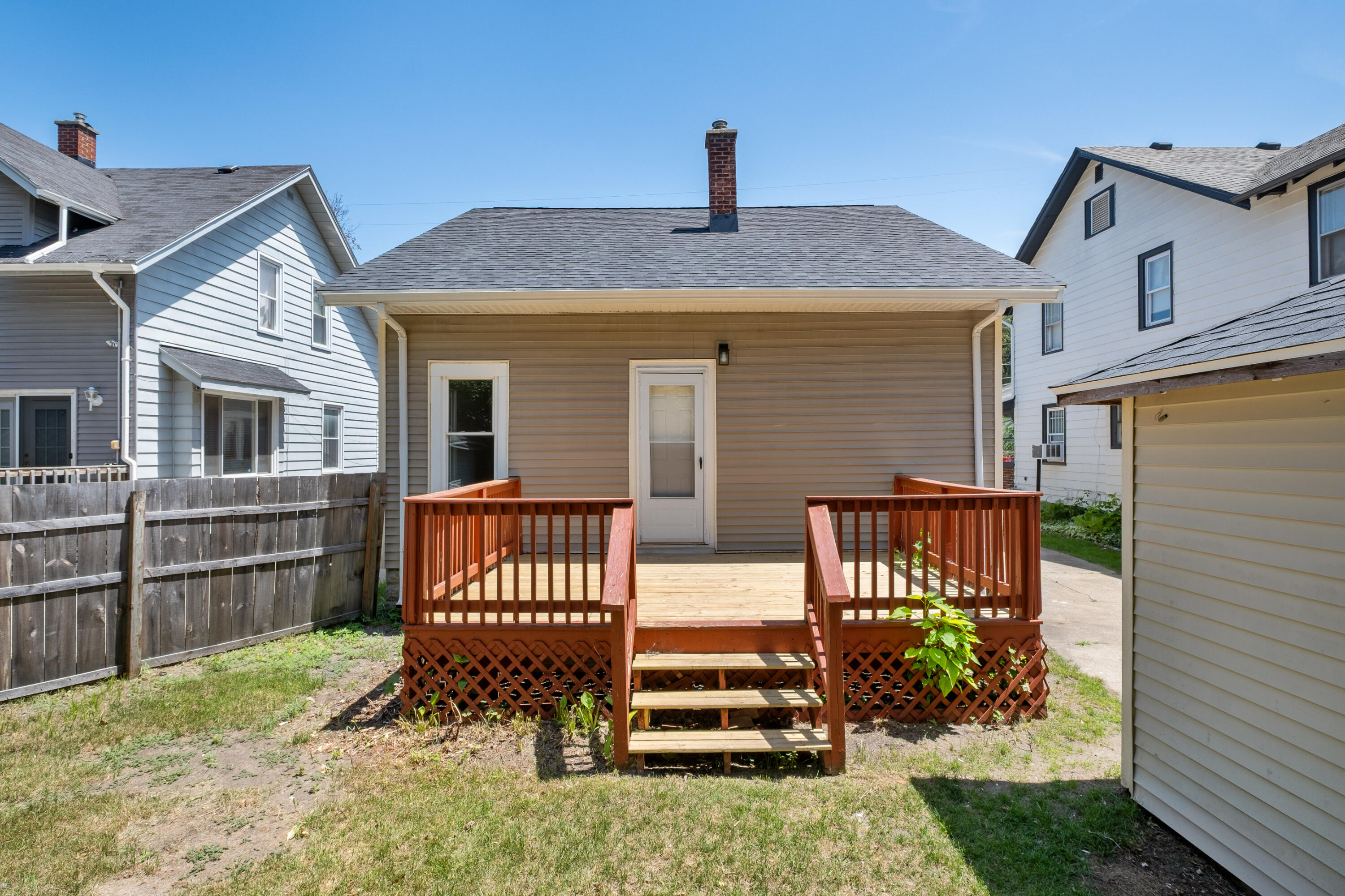 1919 Lafayette Avenue SE Grand Rapids MI 49507