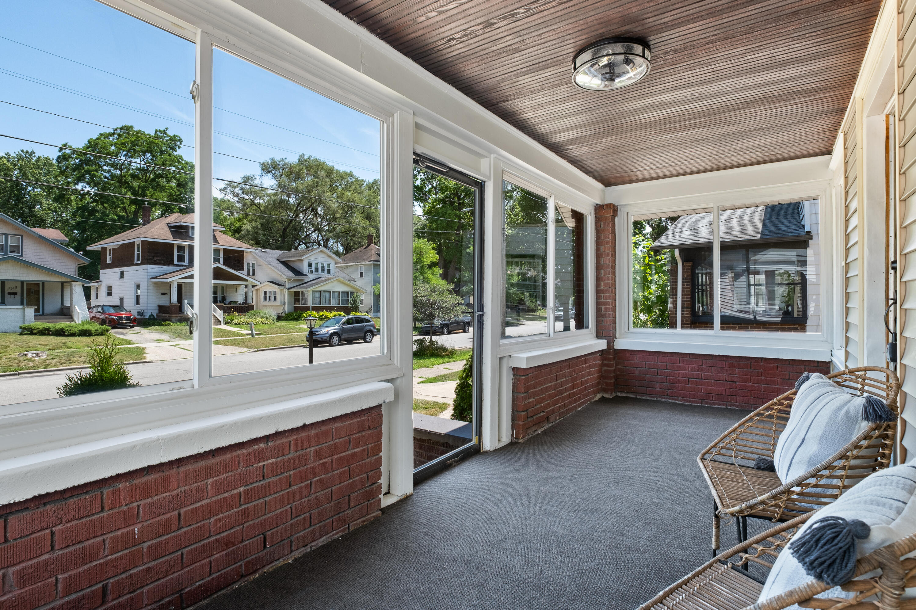 1919 Lafayette Avenue SE Grand Rapids MI 49507