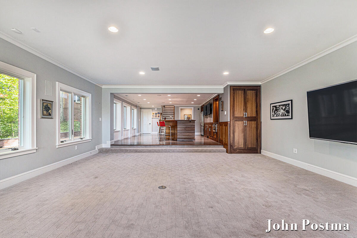 2929 Bonnell Avenue SE East Grand Rapids MI 49506