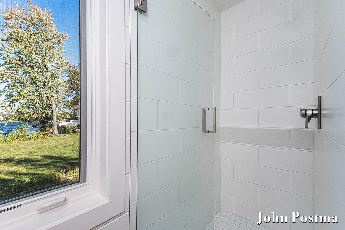 2929 Bonnell Avenue SE East Grand Rapids MI 49506