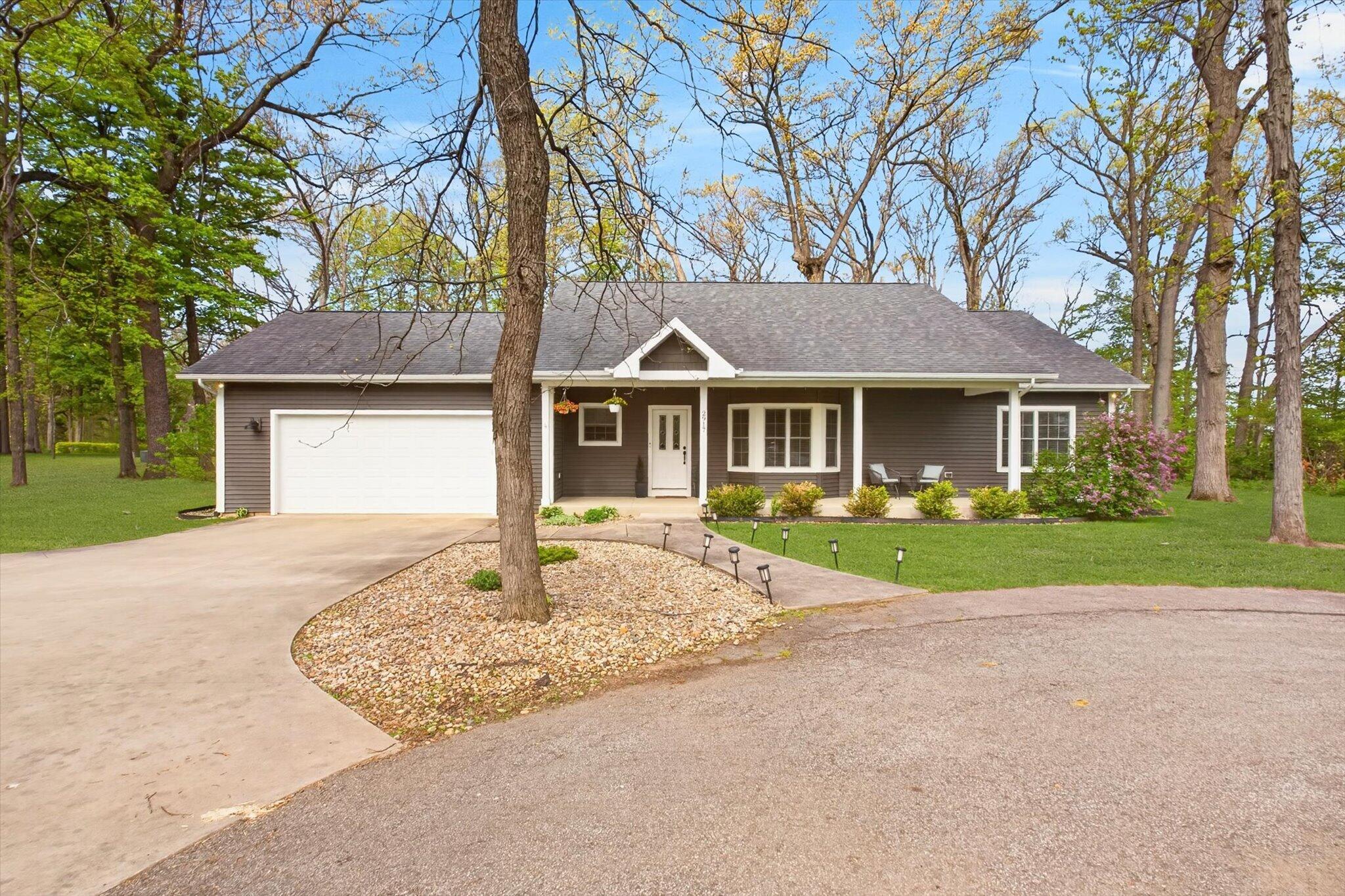 2917 White Oaks Ridge Buchanan MI 49107