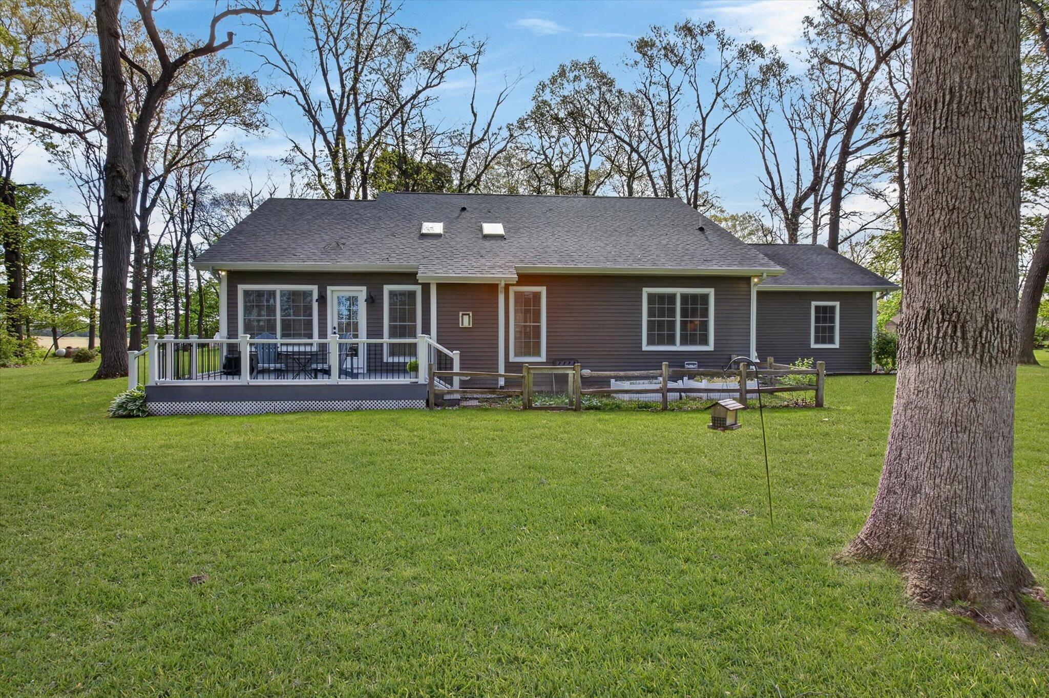 2917 White Oaks Ridge Buchanan MI 49107