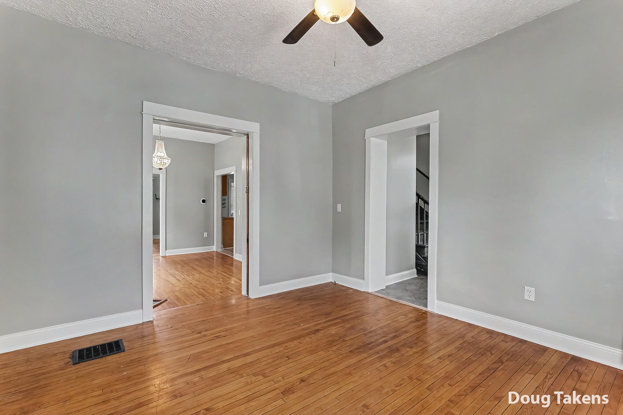 735 Paris Avenue SE Grand Rapids MI 49503
