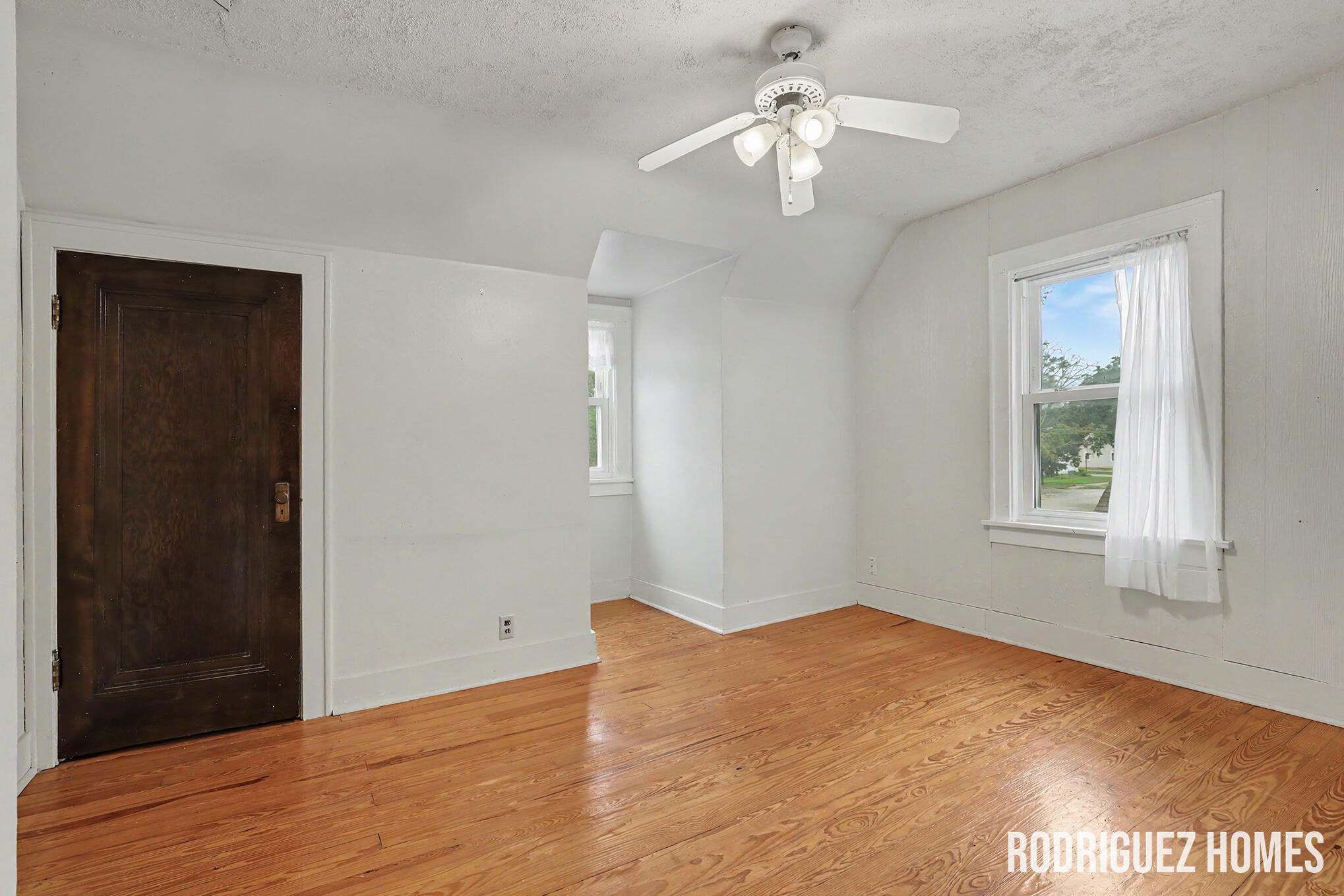 120 W 28th Street Holland MI 49423