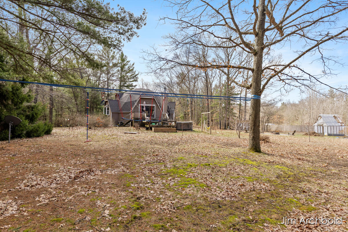 2447 Roberts Road Muskegon MI 49445