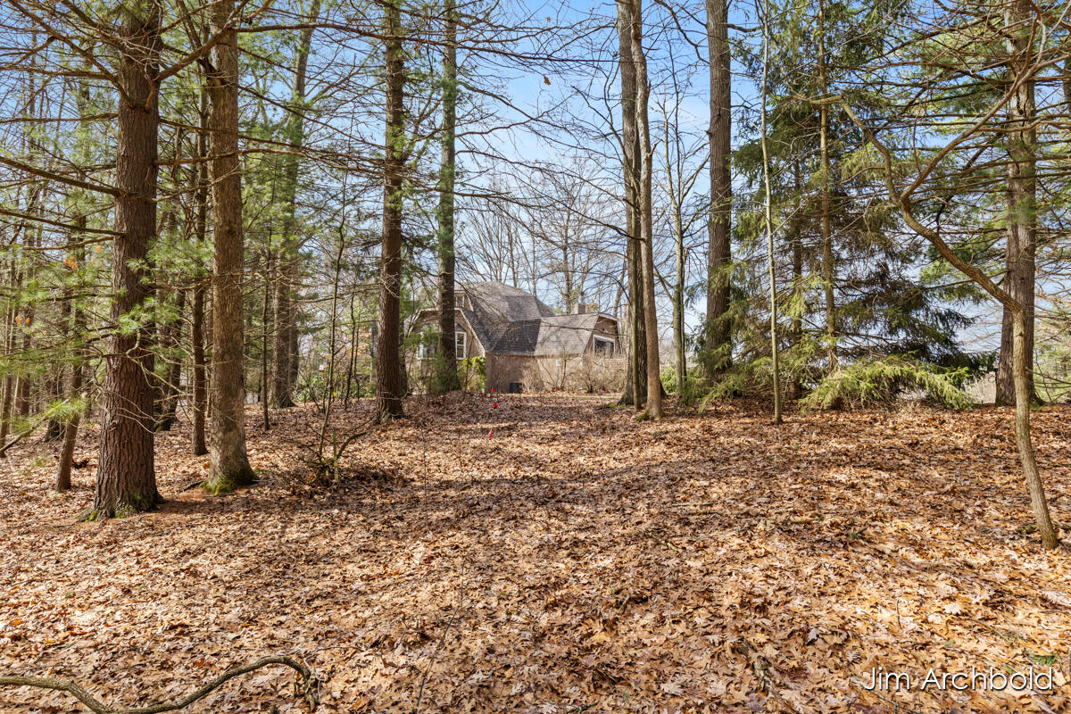 2447 Roberts Road Muskegon MI 49445