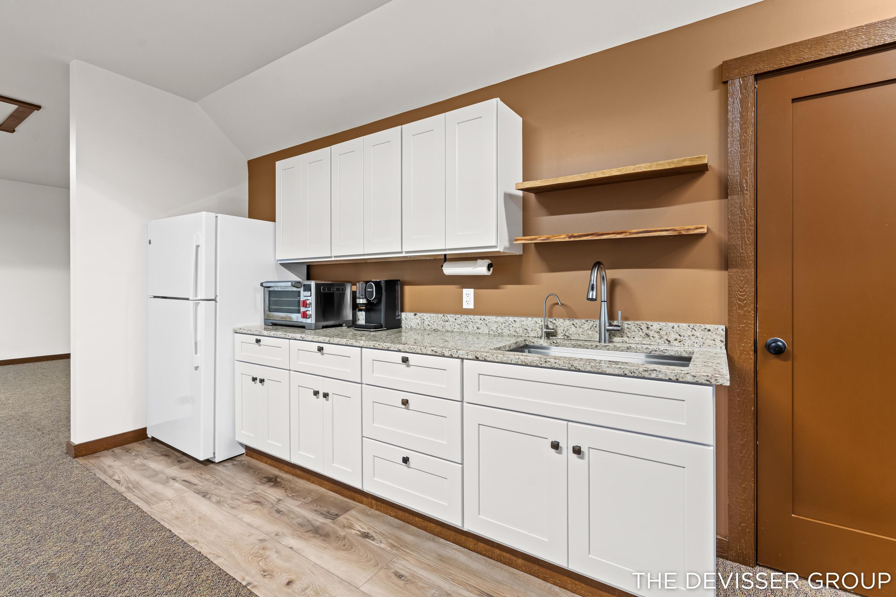 5837 Timber Bluff Trail Fennville MI 49408