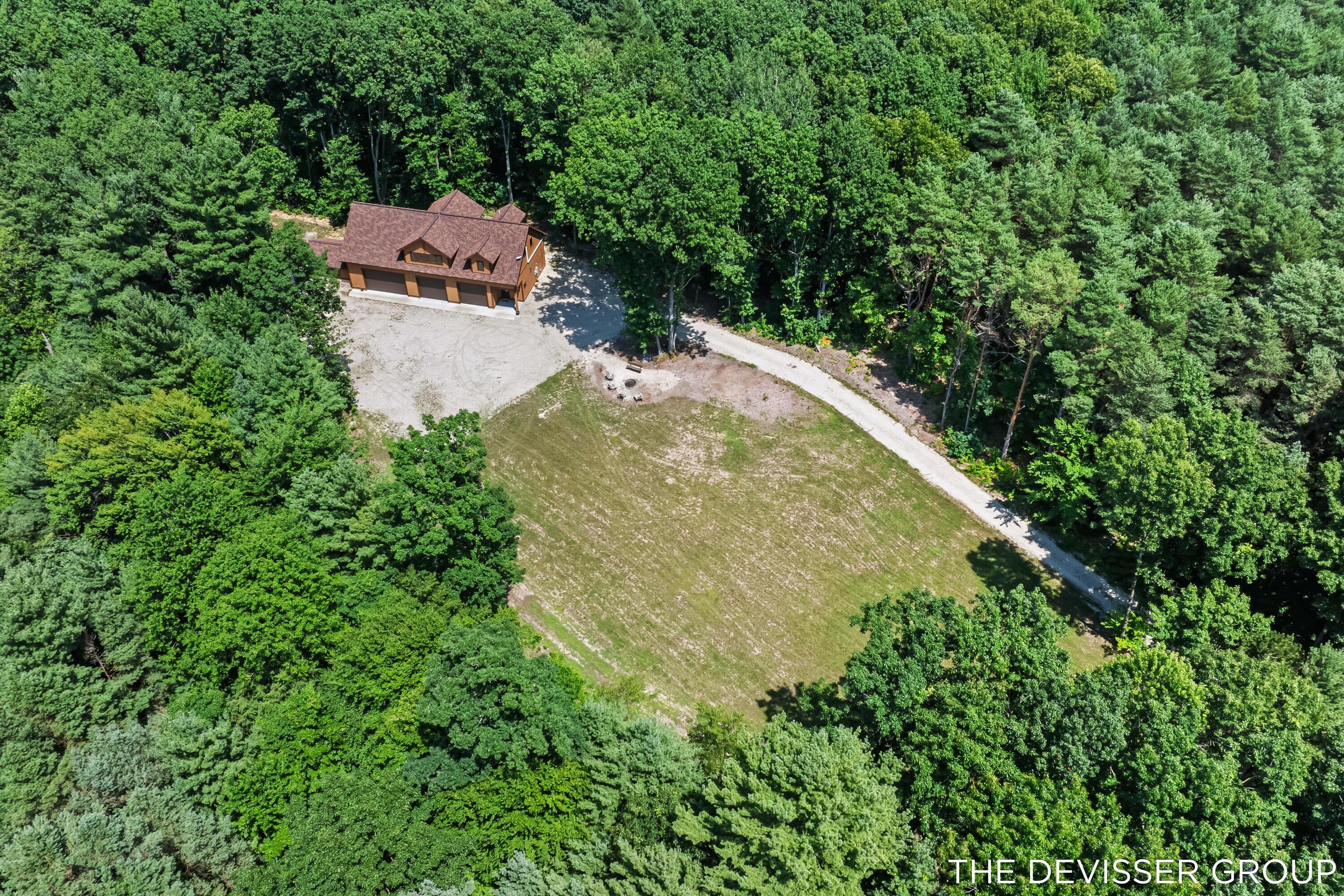 5837 Timber Bluff Trail Fennville MI 49408