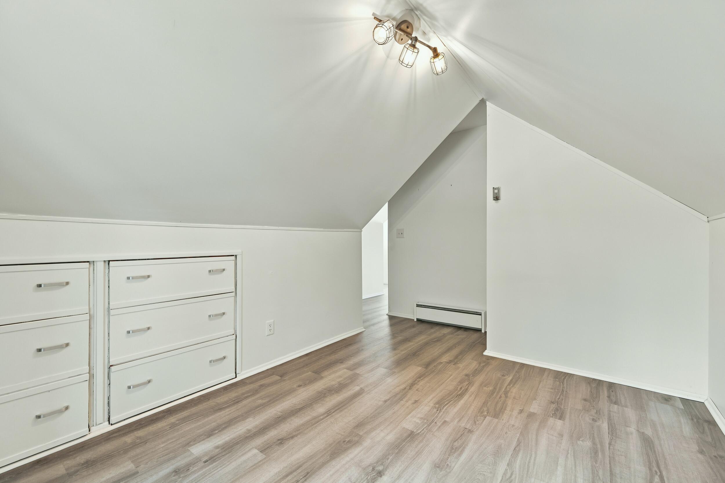200 NE Lawndale Avenue Grand Rapids MI 49503