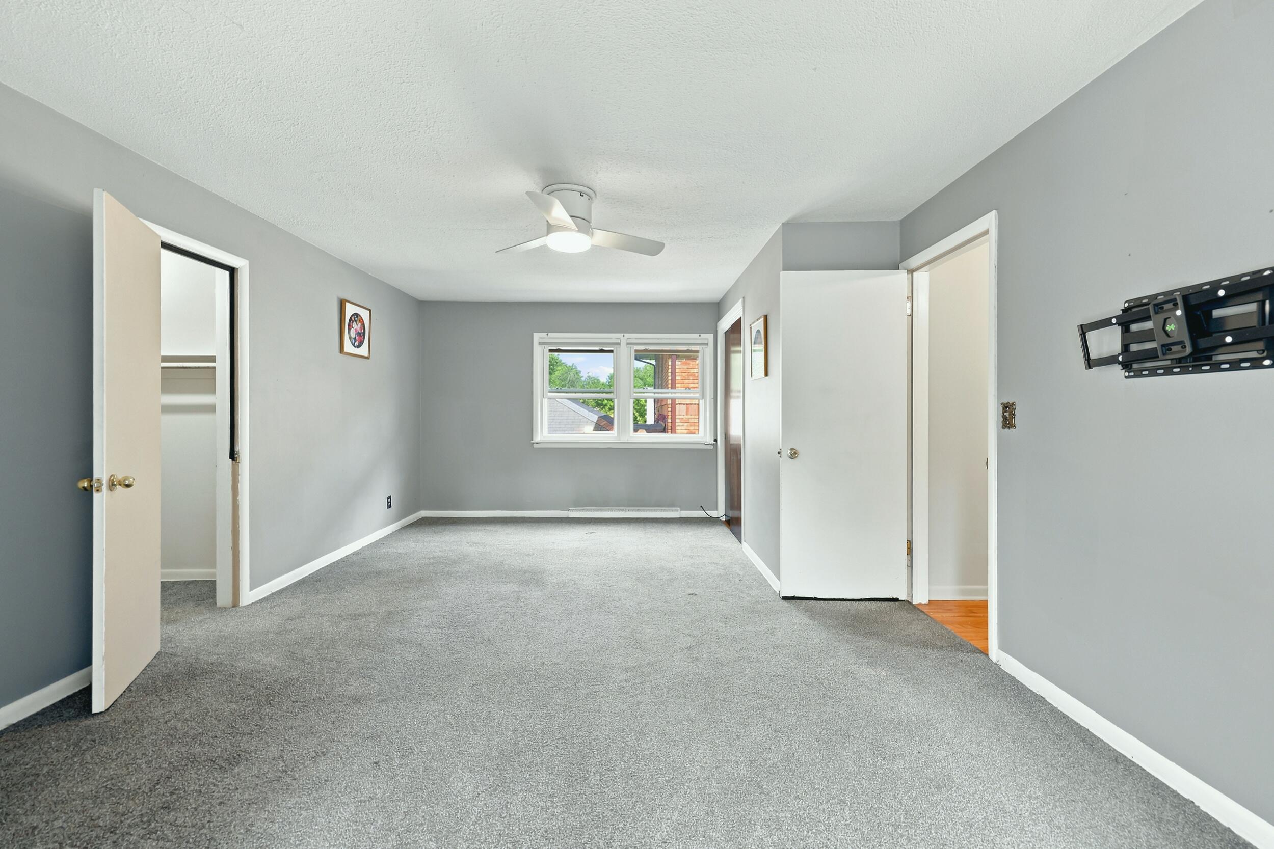 200 NE Lawndale Avenue Grand Rapids MI 49503
