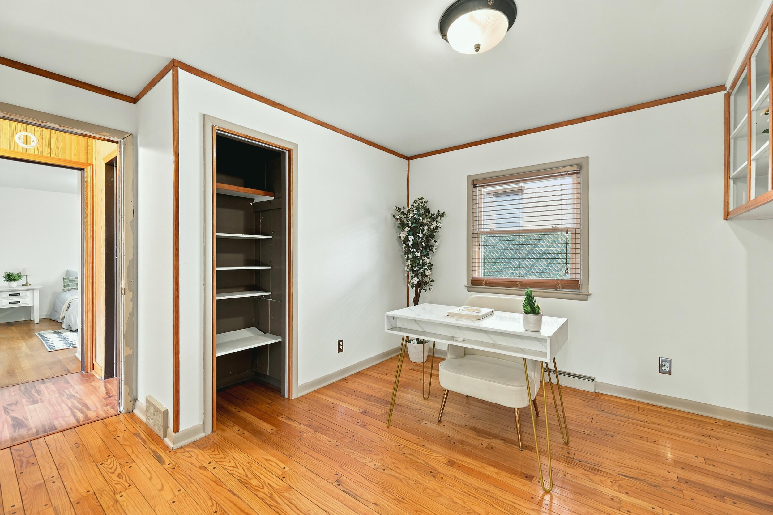 200 NE Lawndale Avenue Grand Rapids MI 49503