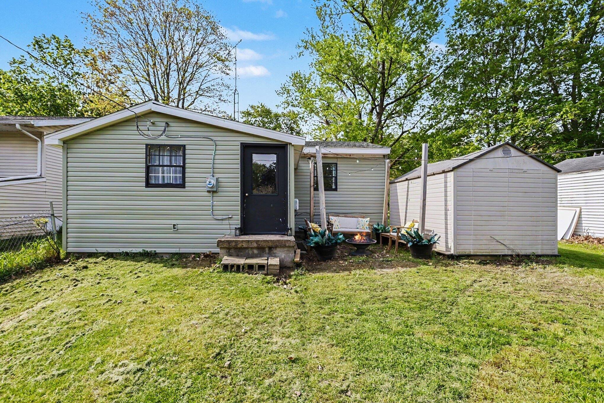 714 Polis Street Buchanan MI 49107
