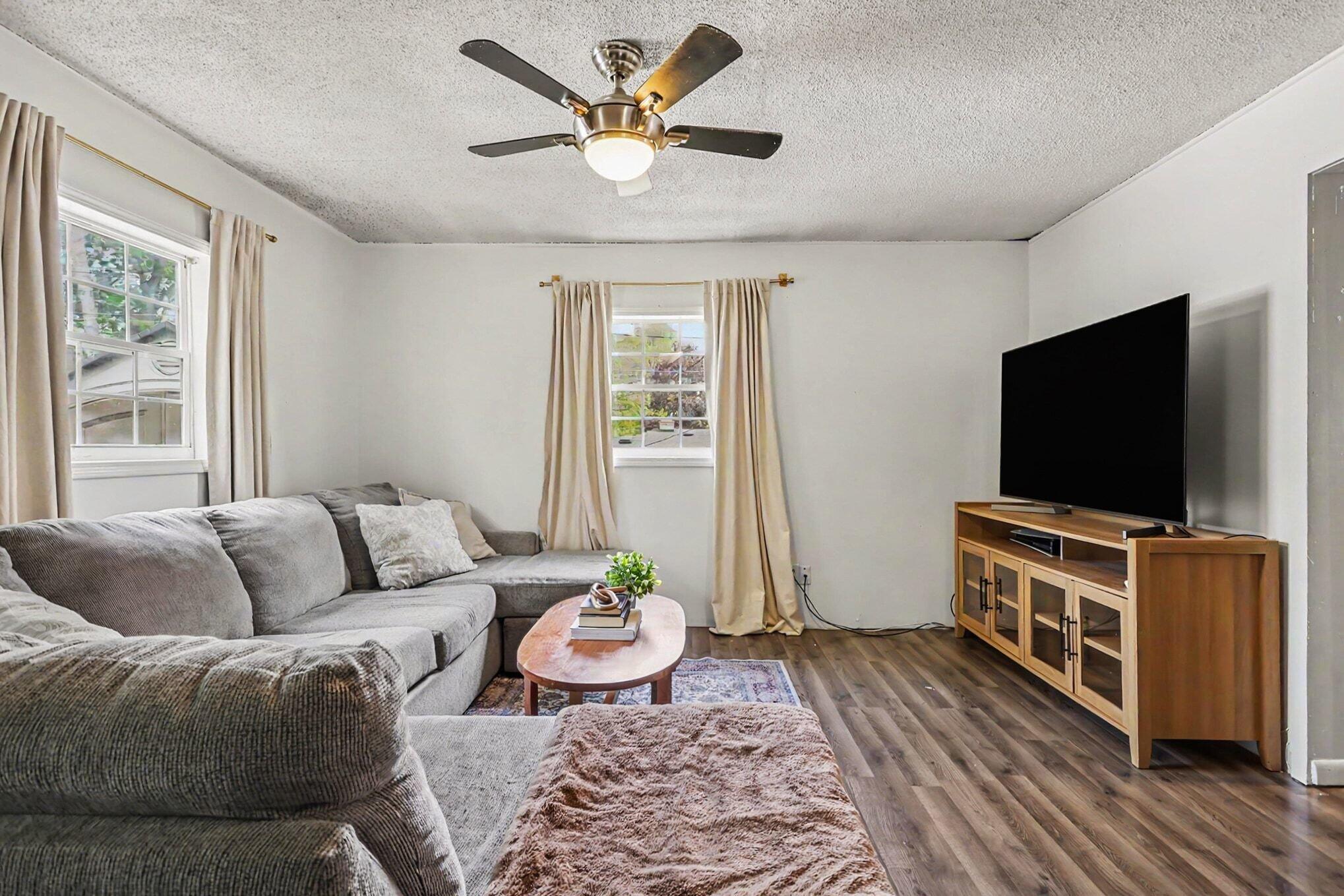714 Polis Street Buchanan MI 49107