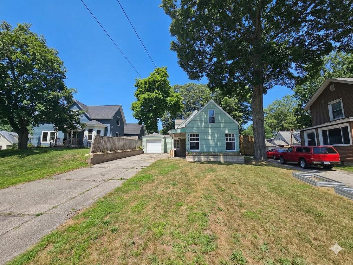 303 Orchard Street Dowagiac MI 49047