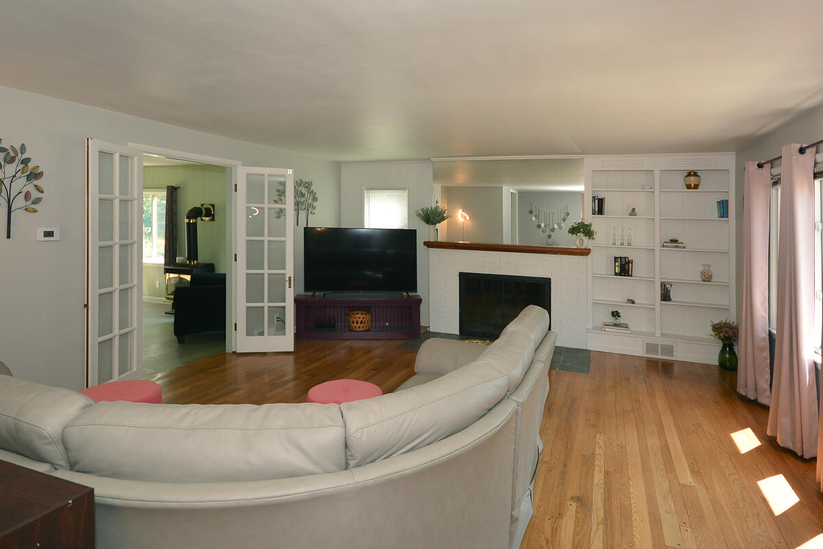 2224 La Cross Street Kalamazoo MI 49006