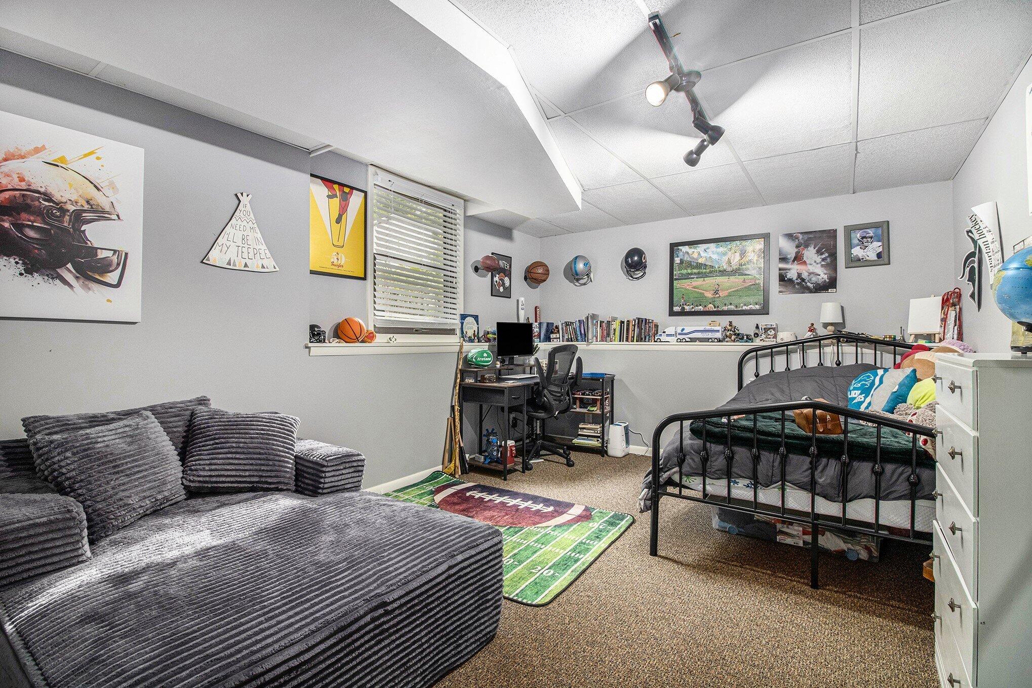 12919 Sikkema Drive Grand Haven MI 49417