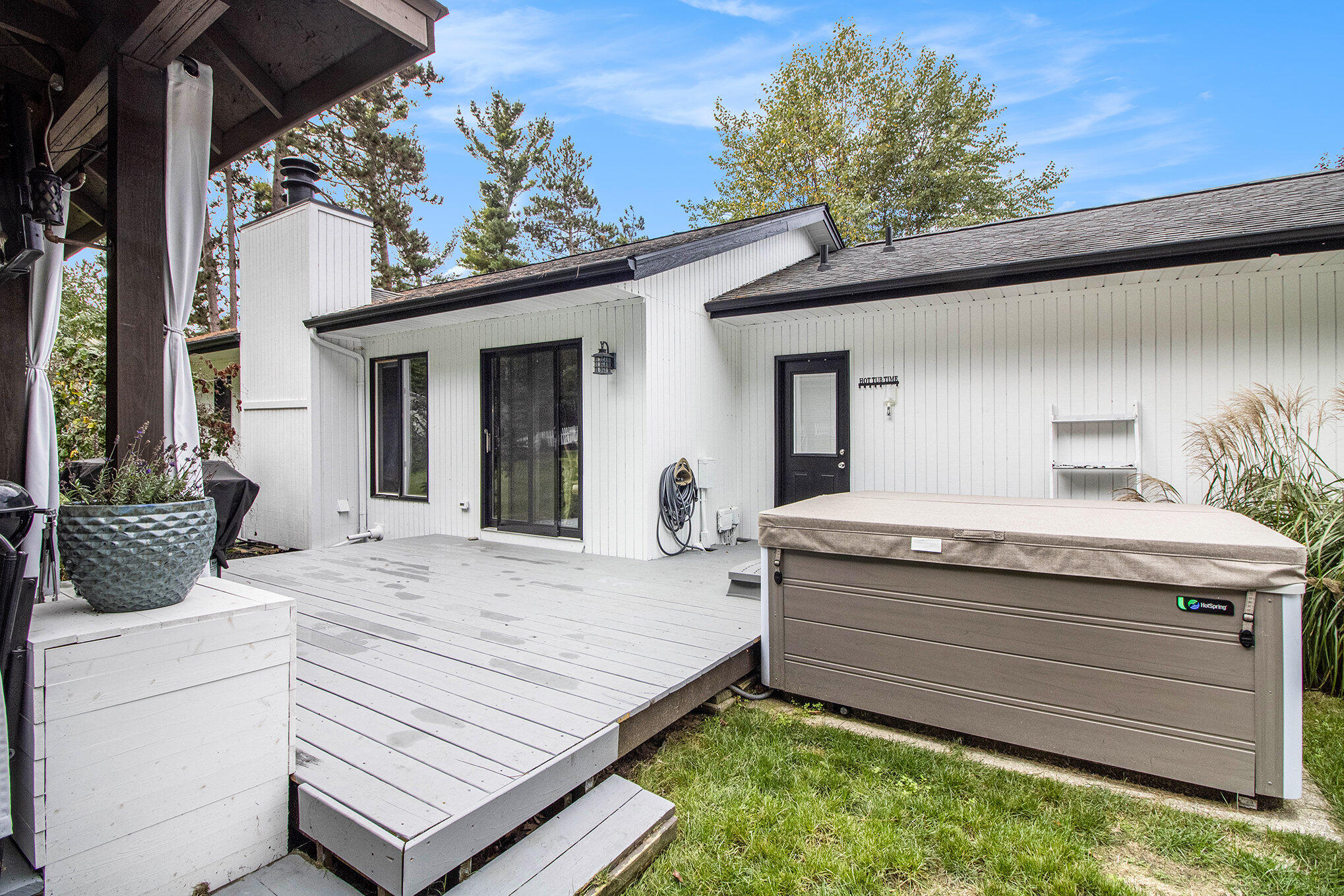 12919 Sikkema Drive Grand Haven MI 49417