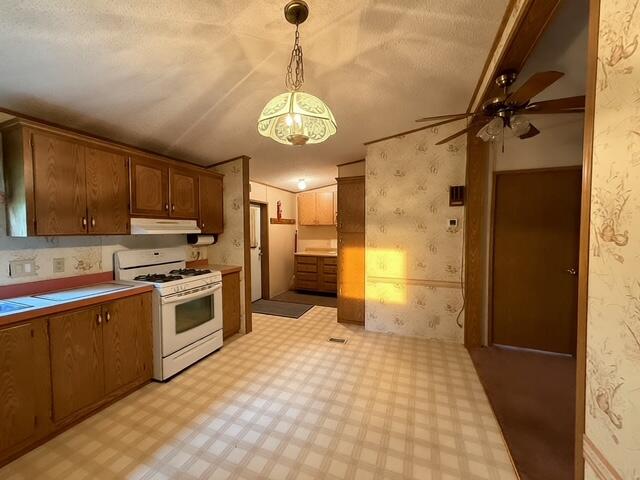 54223 Garrett Dowagiac MI 49047