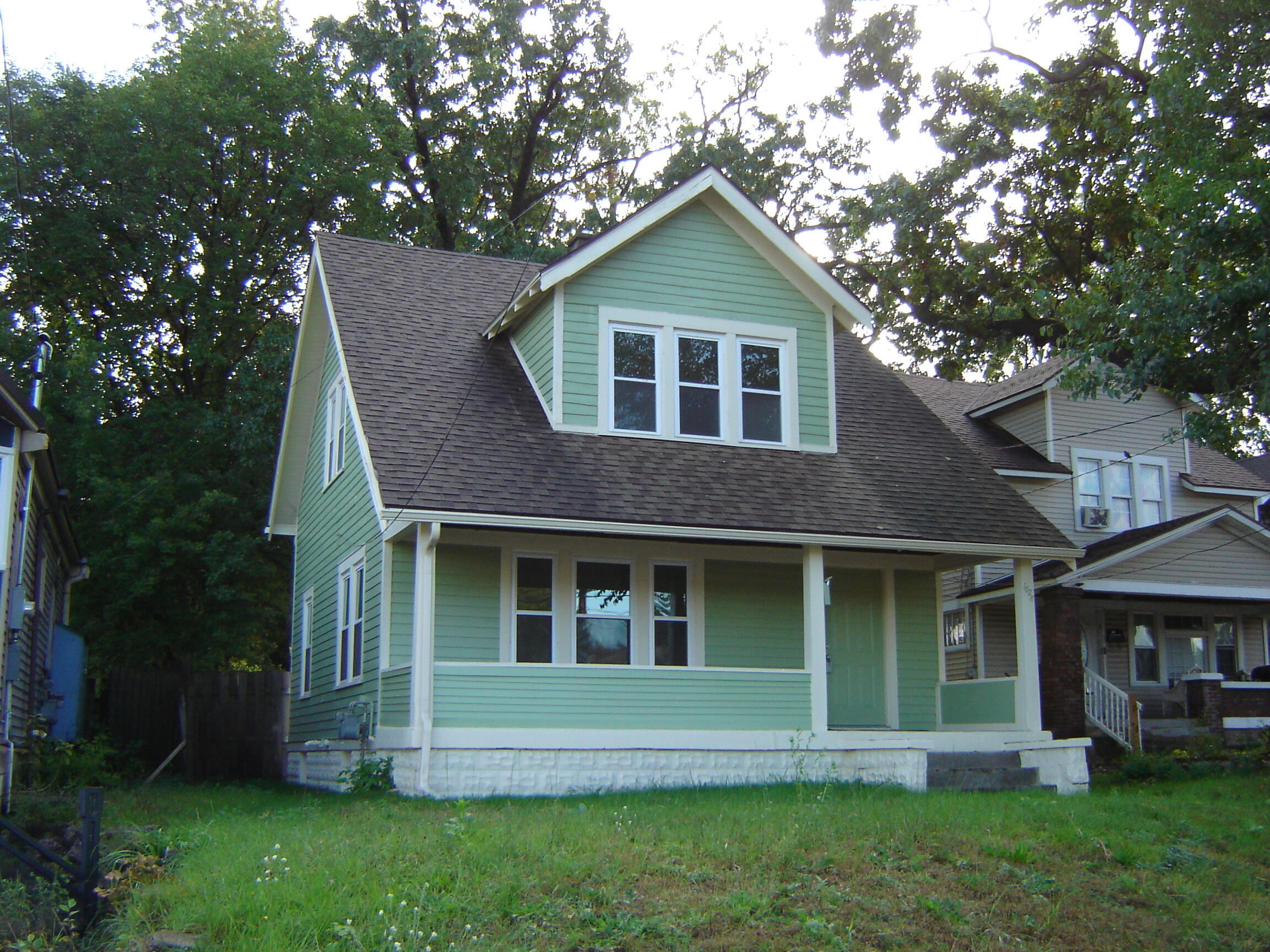 1628 Kalamazoo Avenue SE Grand Rapids MI 49507