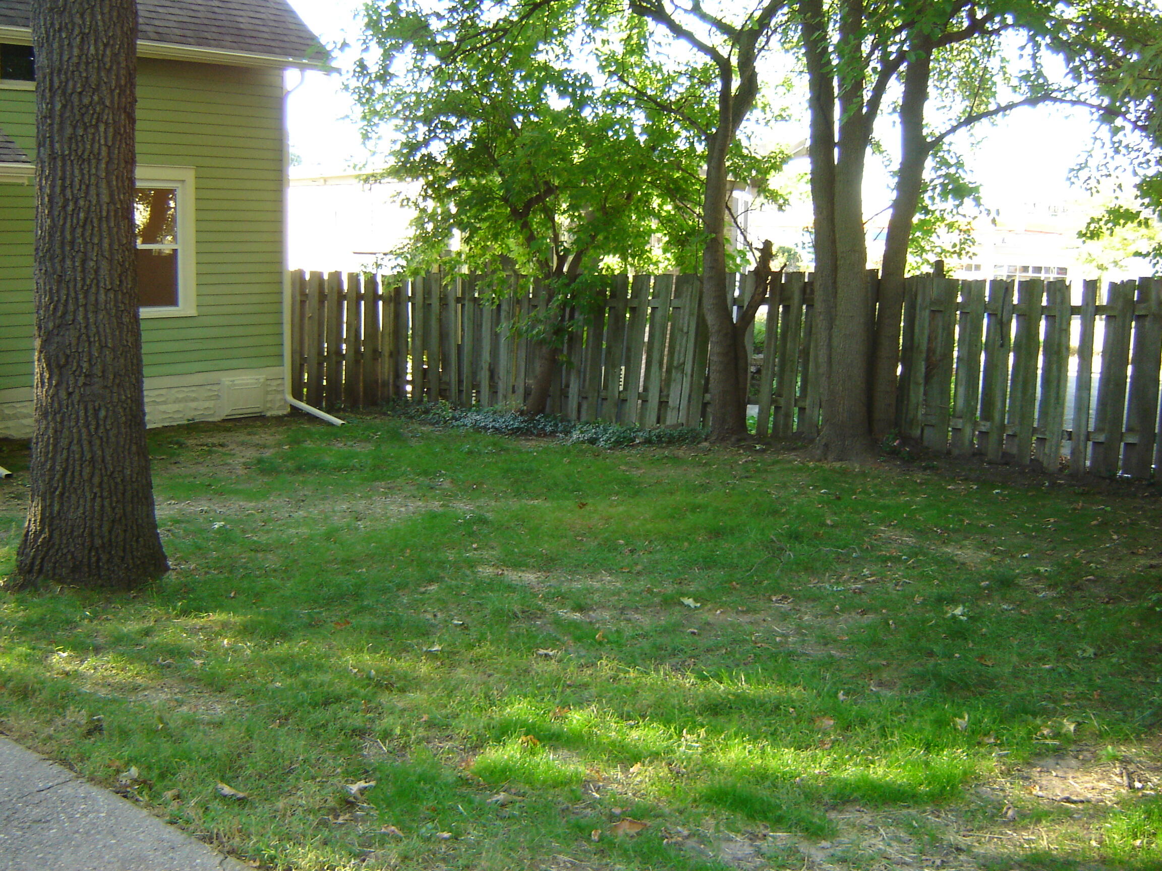 1628 Kalamazoo Avenue SE Grand Rapids MI 49507