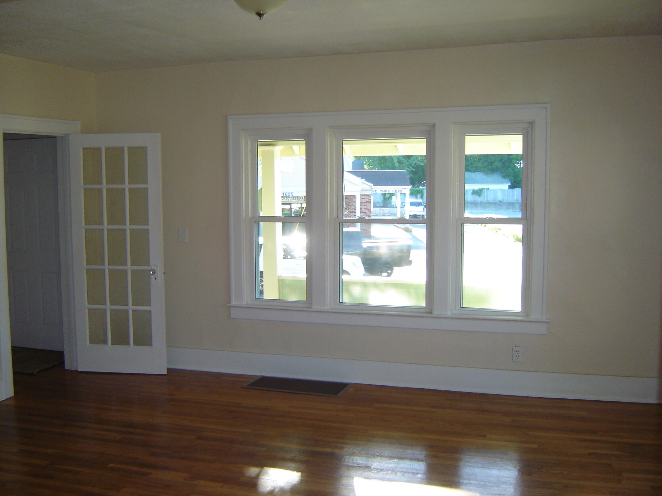 1628 Kalamazoo Avenue SE Grand Rapids MI 49507