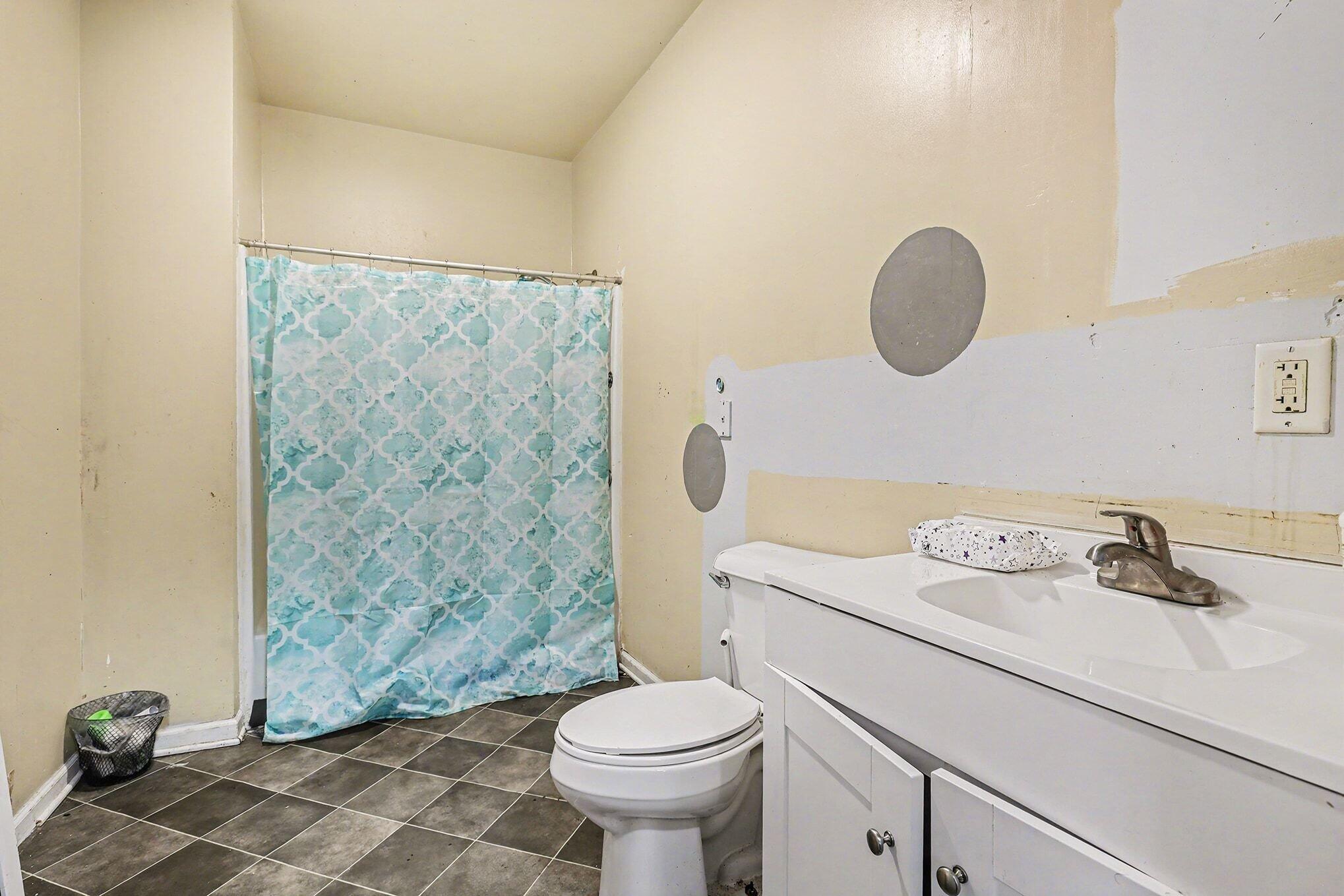 904 College Avenue NE Grand Rapids MI 49503