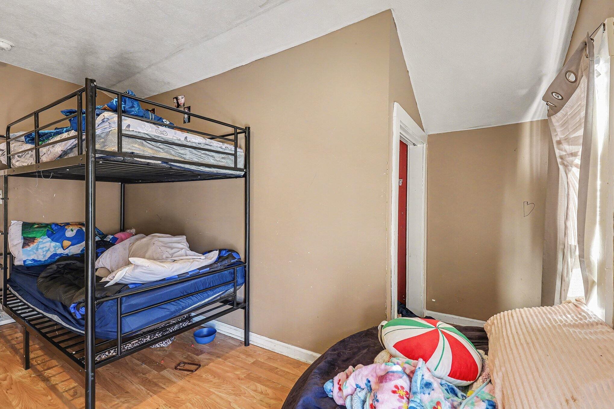 904 College Avenue NE Grand Rapids MI 49503