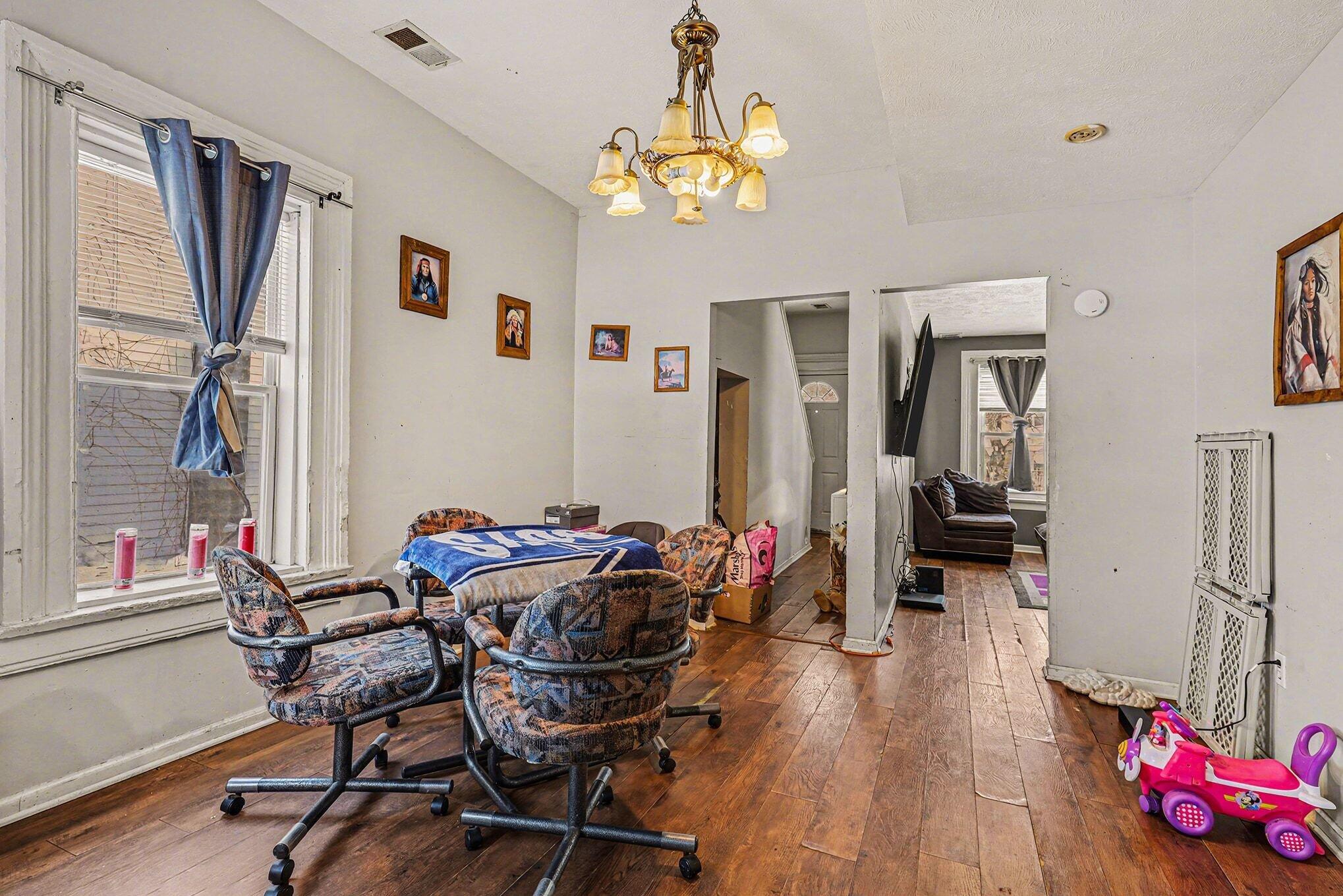 904 College Avenue NE Grand Rapids MI 49503