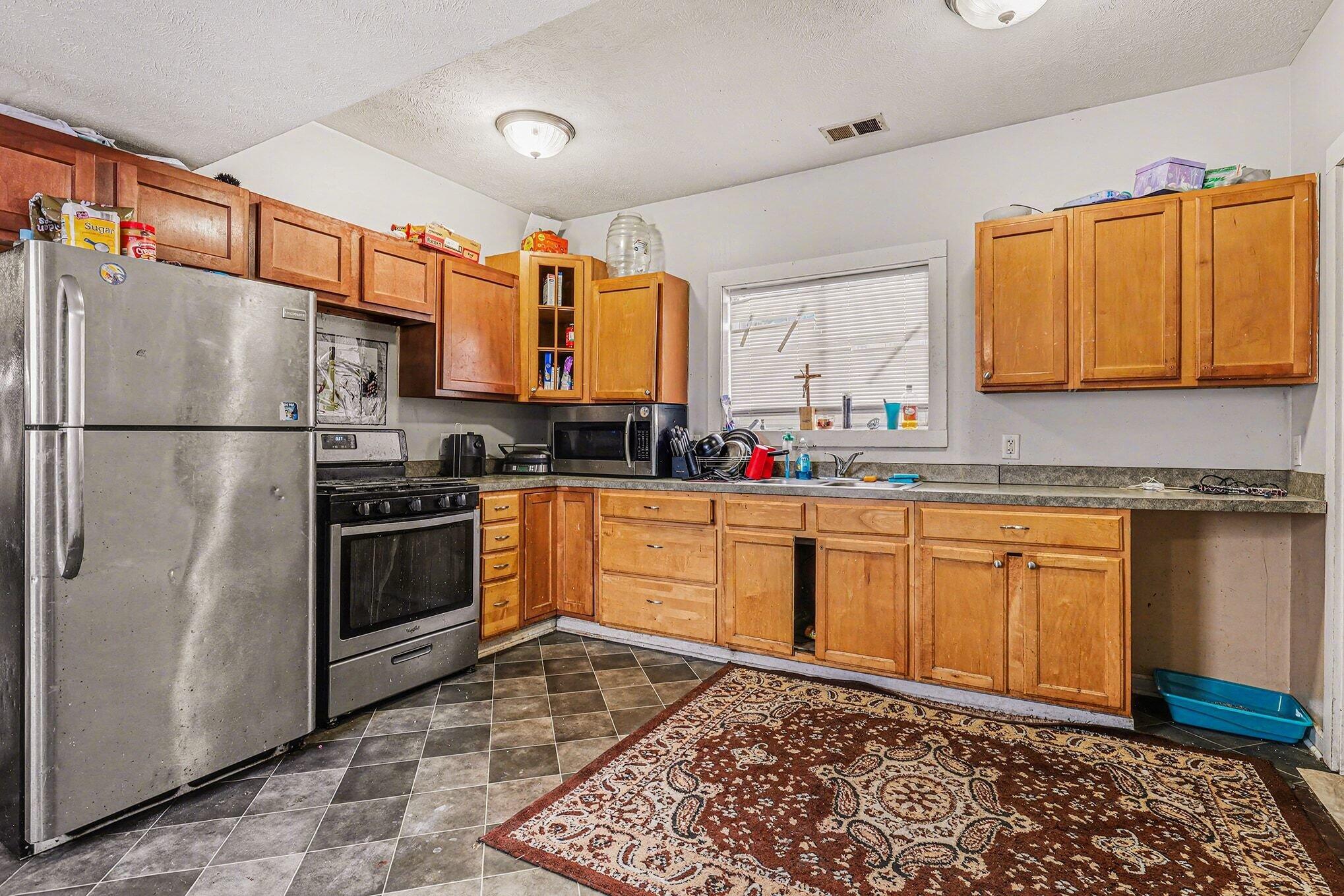 904 College Avenue NE Grand Rapids MI 49503