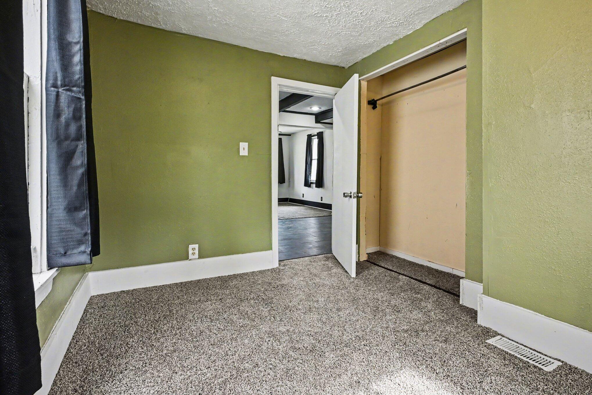 122 S 5th Street Niles MI 49120