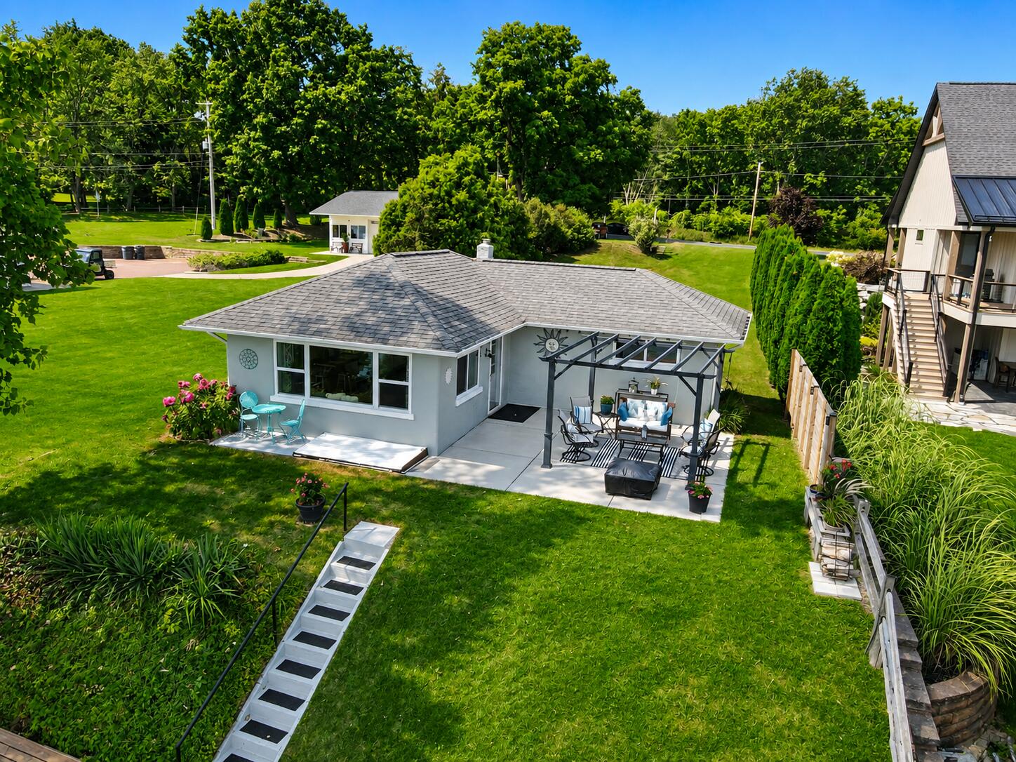 8169 W Pq Avenue Kalamazoo MI 49009