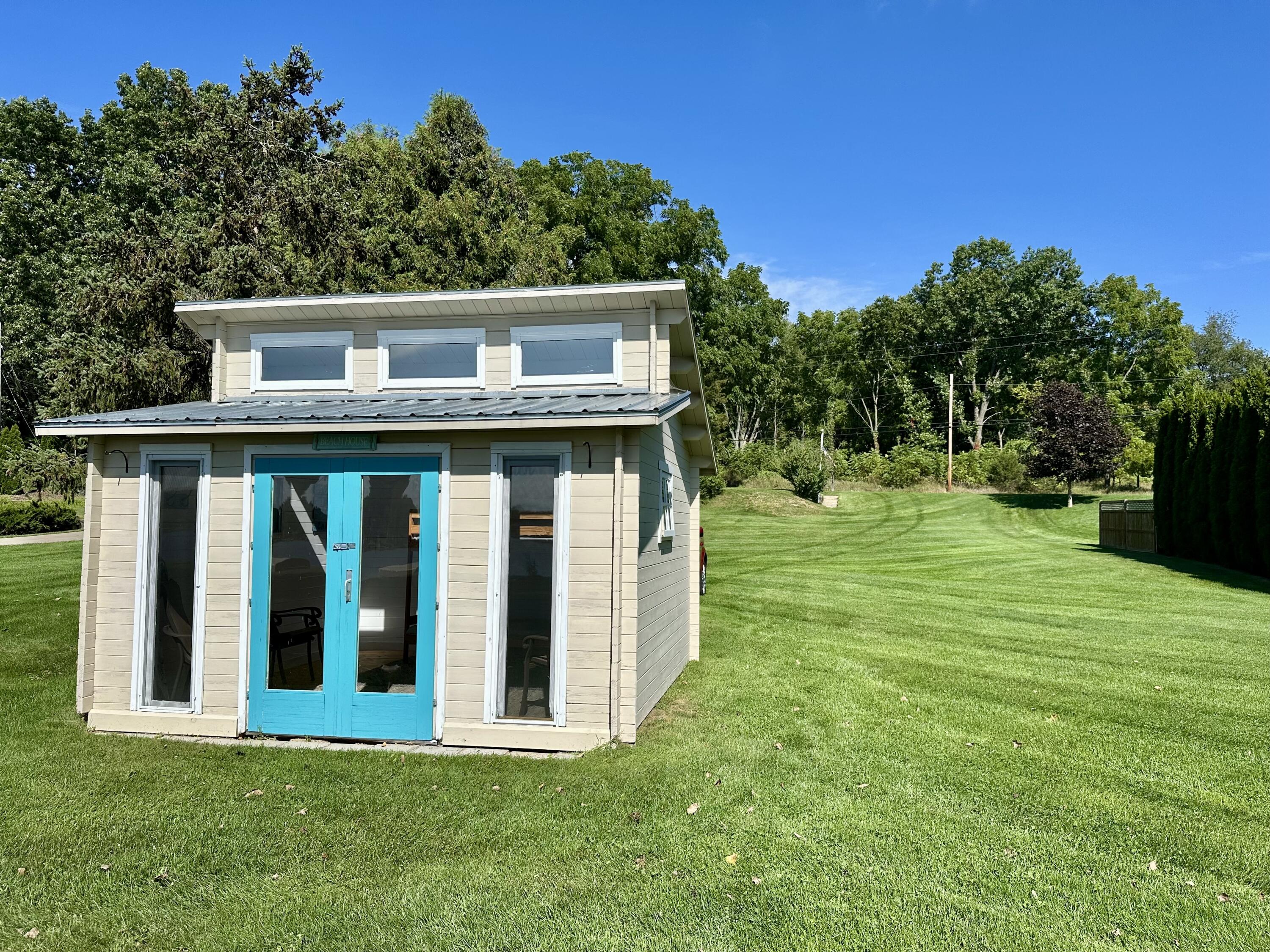 8169 W Pq Avenue Kalamazoo MI 49009