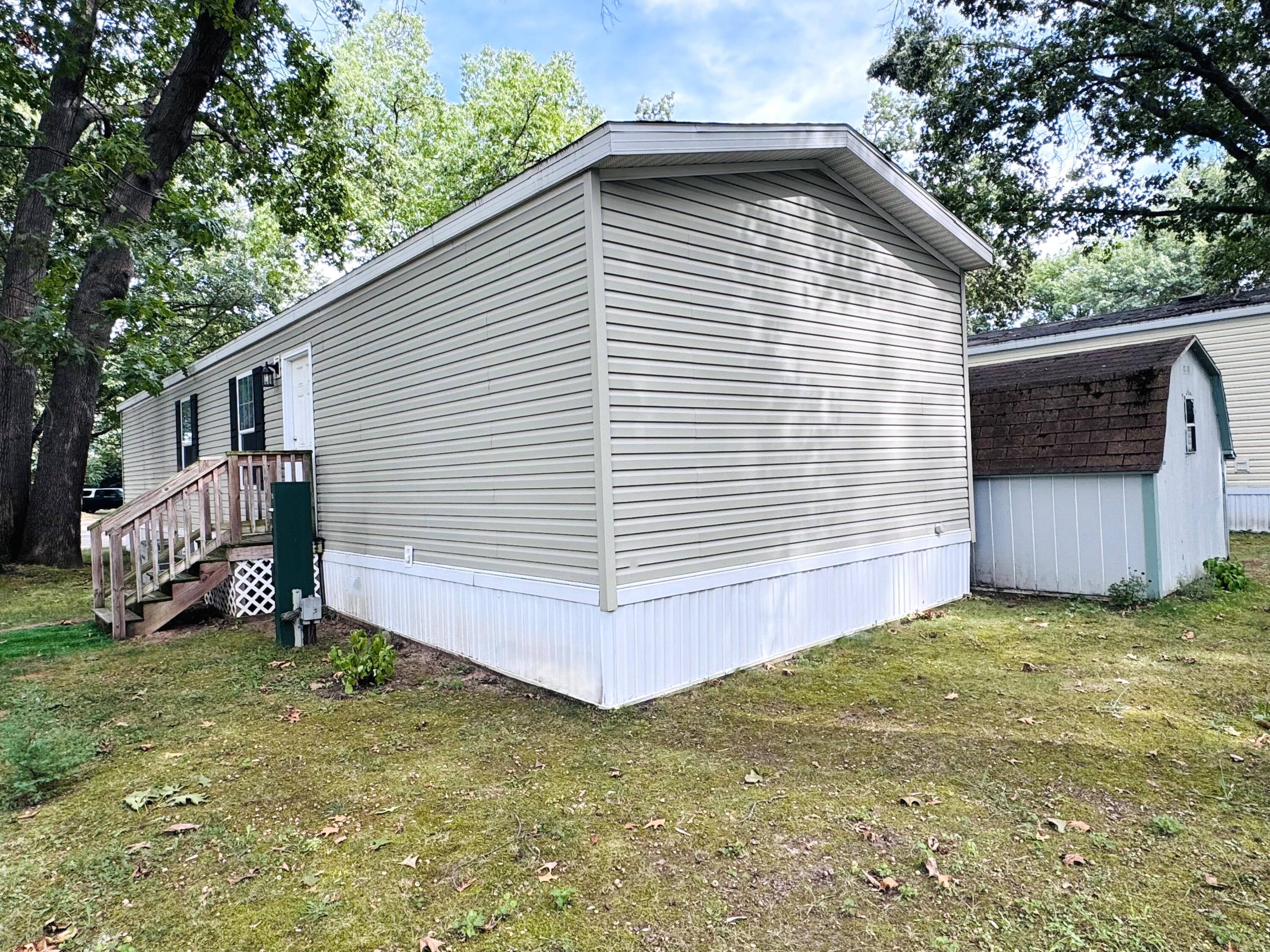 2330 E Main Street Niles MI 49120