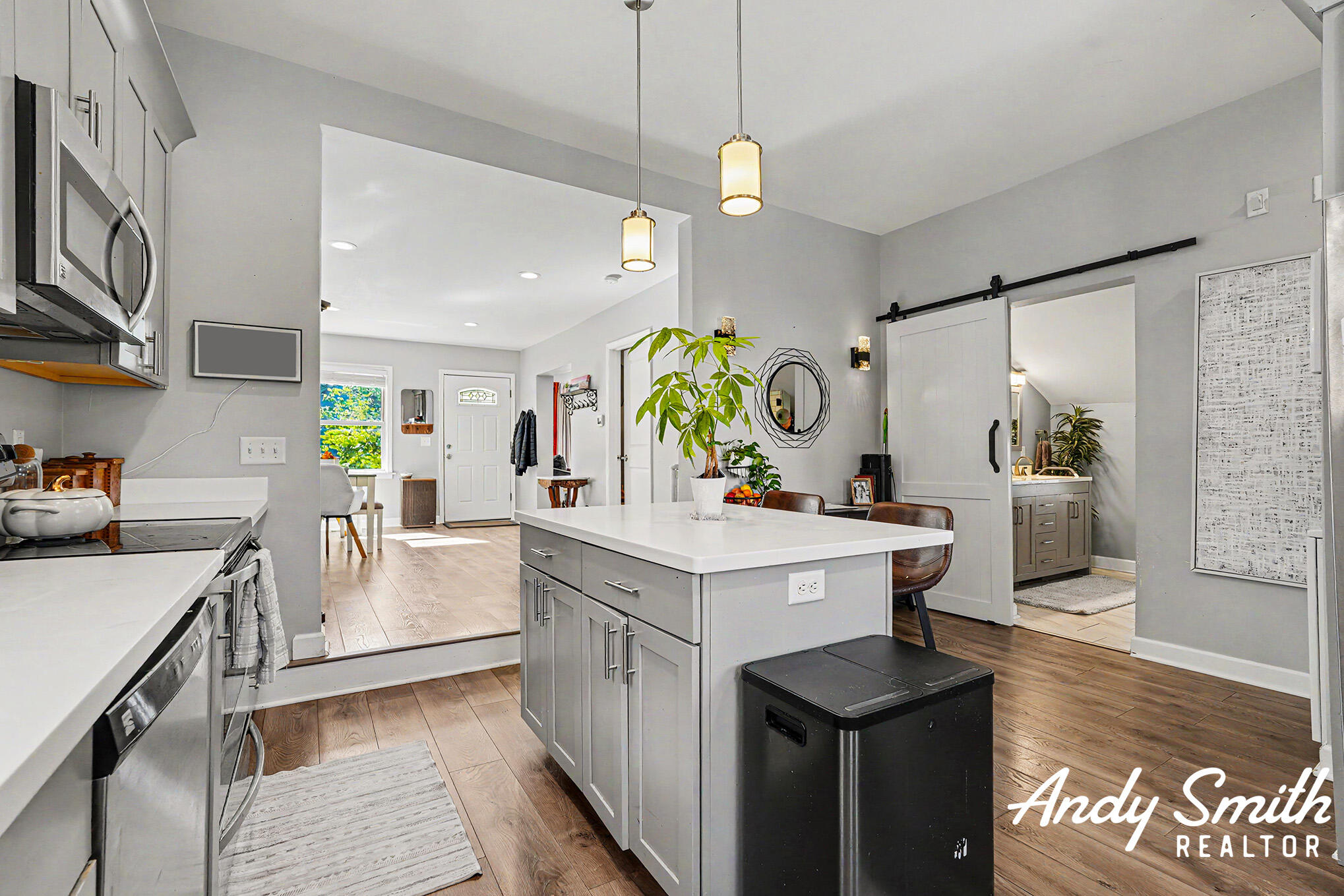 313 Elliott Avenue Grand Haven MI 49417