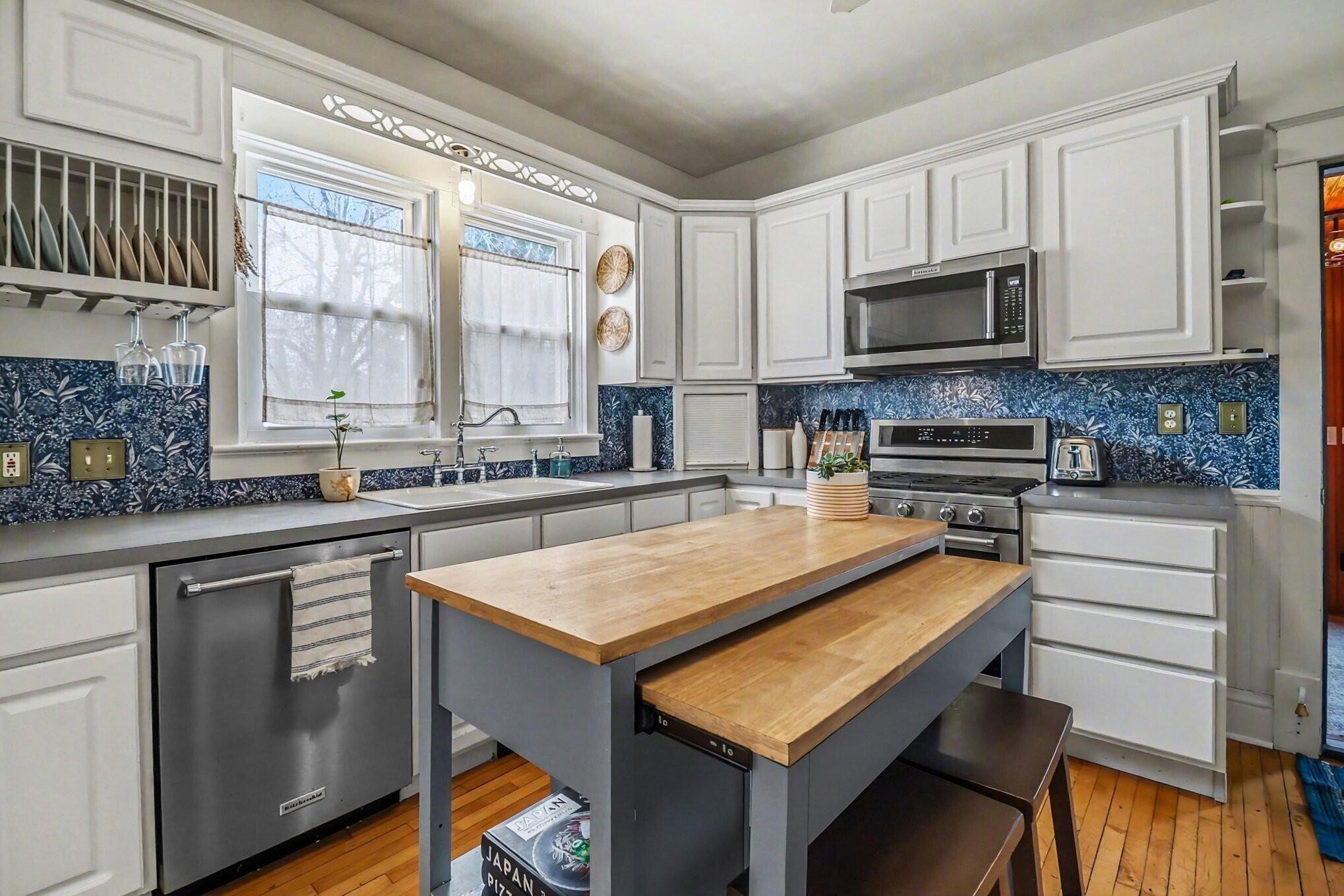 819 E Loomis Street Ludington MI 49431
