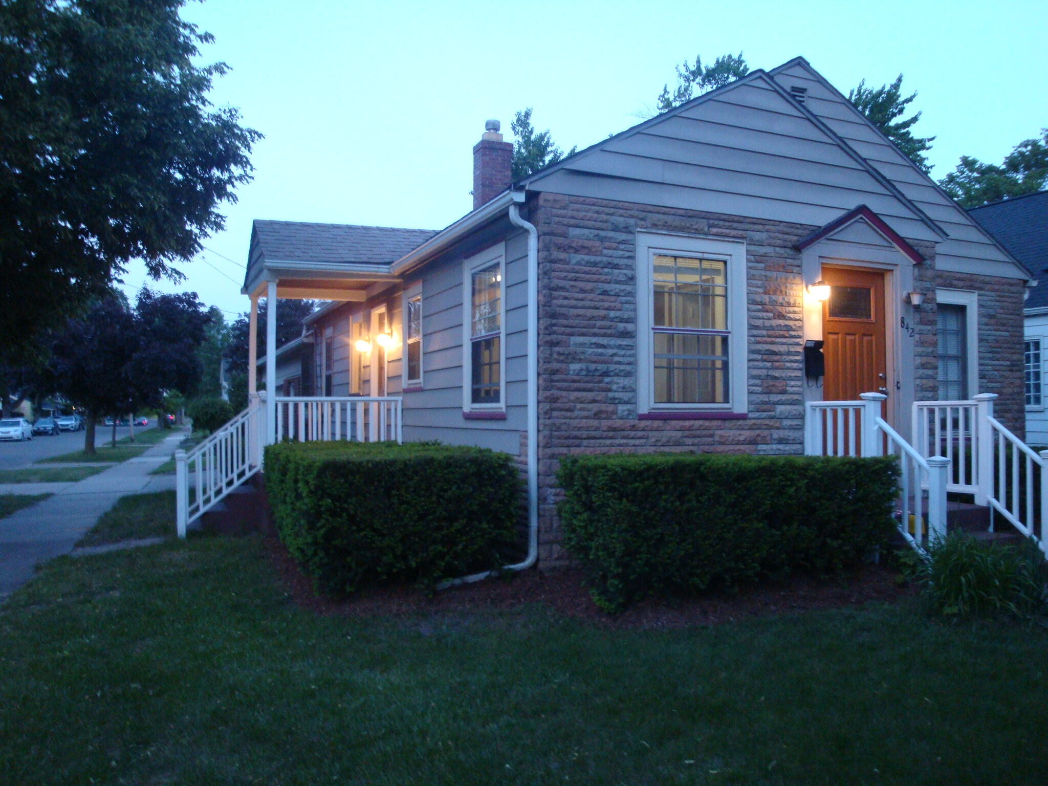 842 Garfield Avenue NW Grand Rapids MI 49504