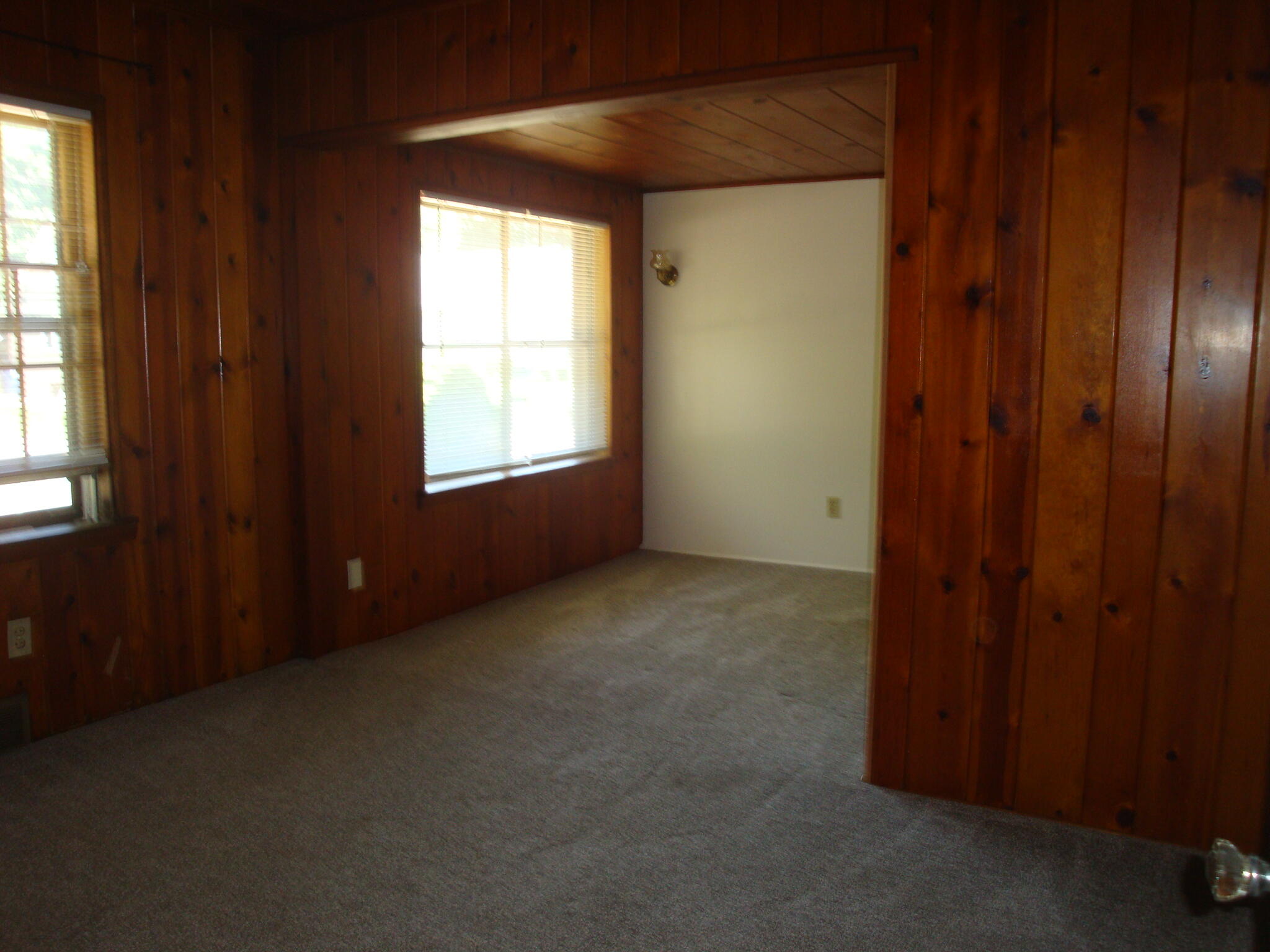 842 Garfield Avenue NW Grand Rapids MI 49504