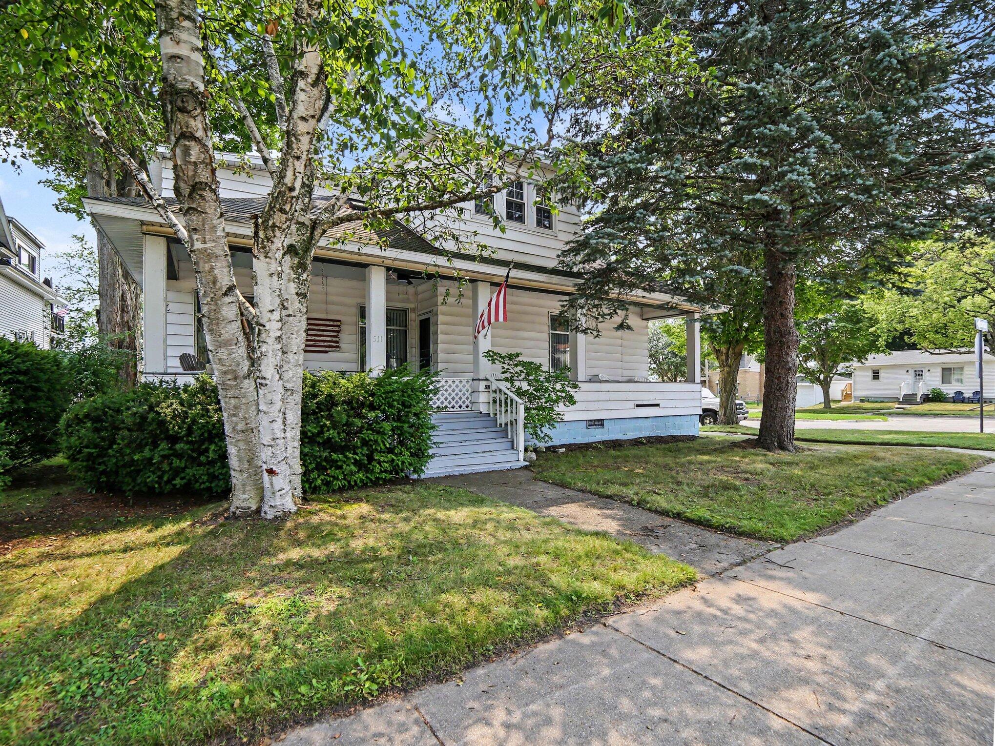 511 W Ludington Avenue Ludington MI 49431
