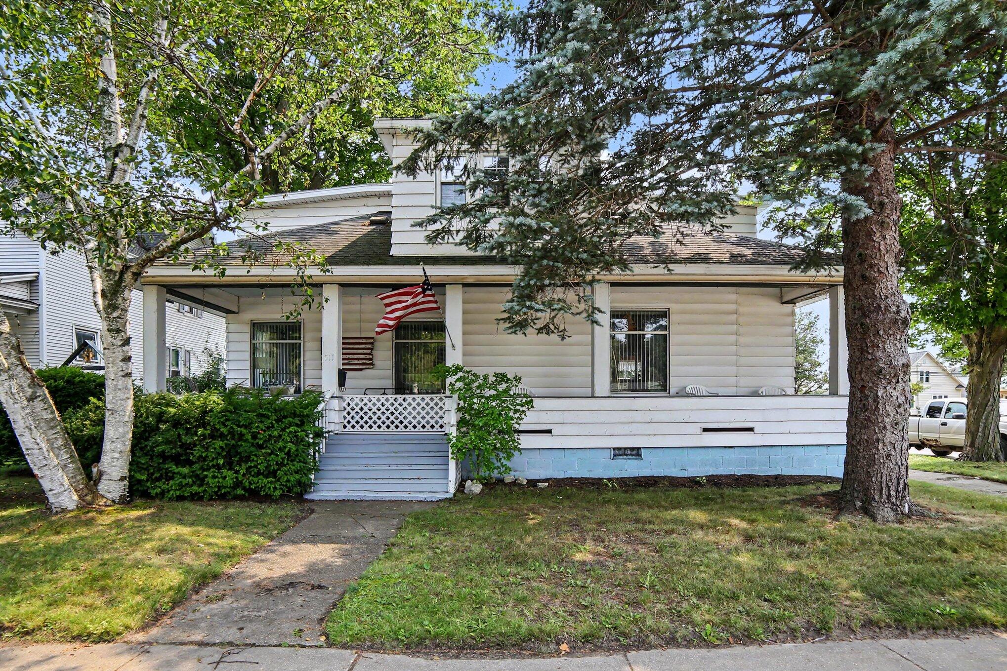 511 W Ludington Avenue Ludington MI 49431