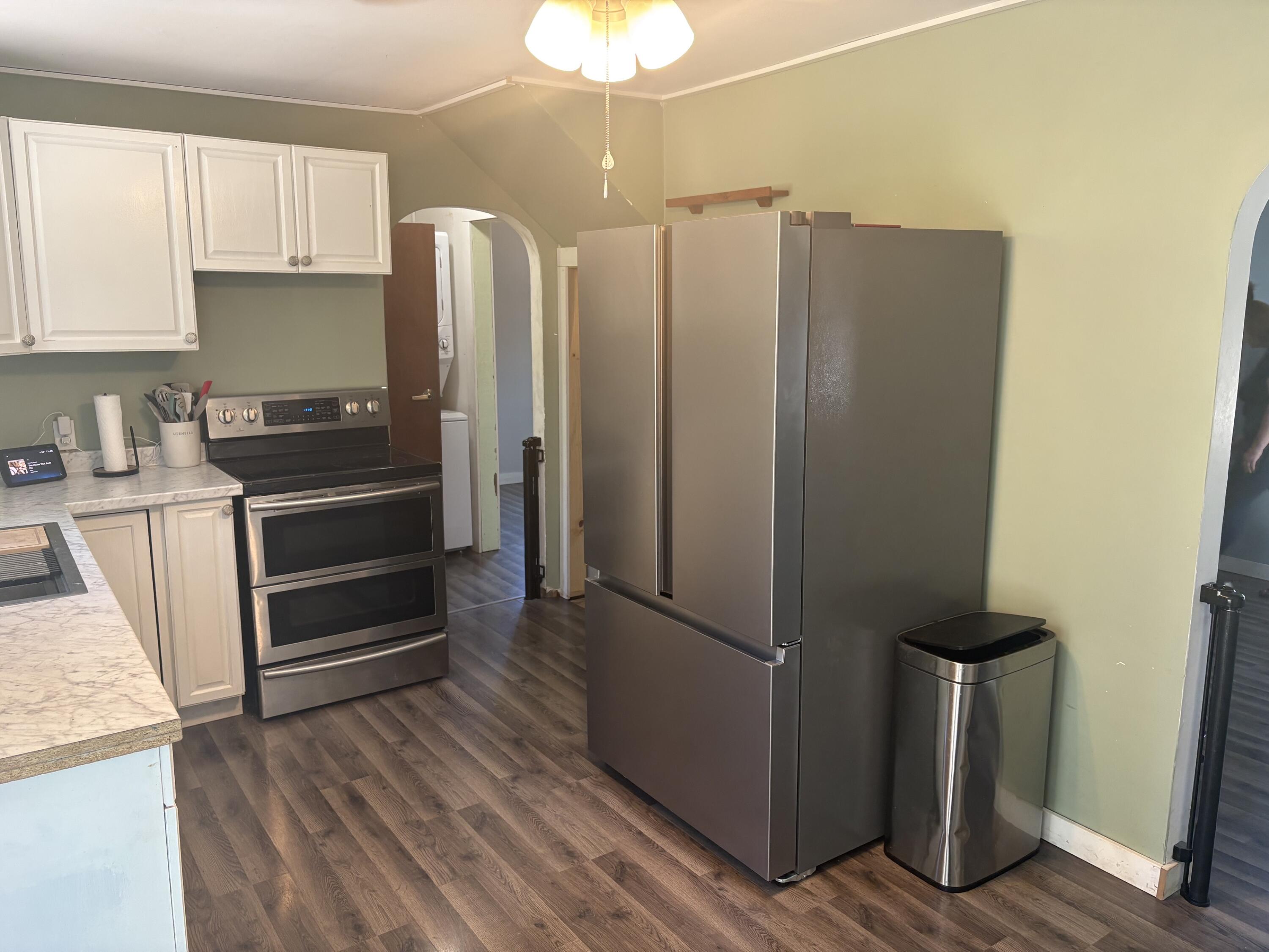 575 S Wolf Lake Road Muskegon MI 49442