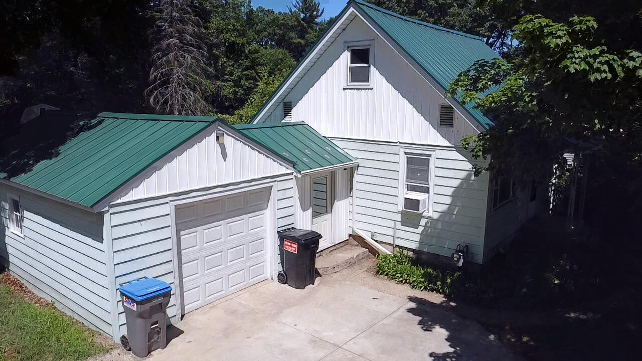 575 S Wolf Lake Road Muskegon MI 49442
