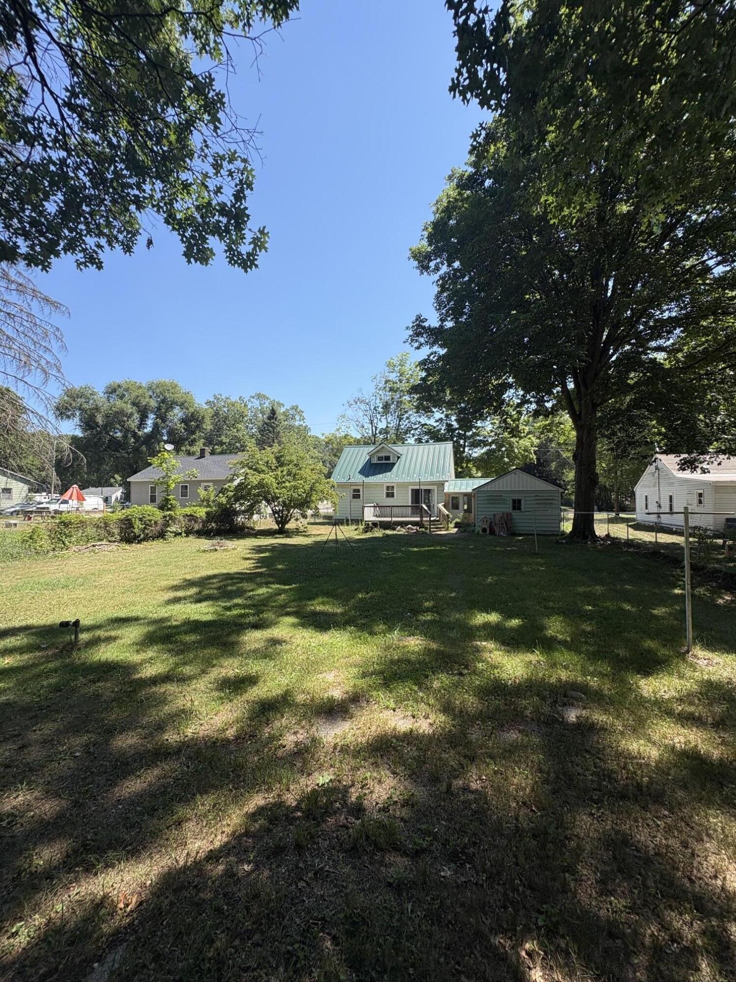 575 S Wolf Lake Road Muskegon MI 49442