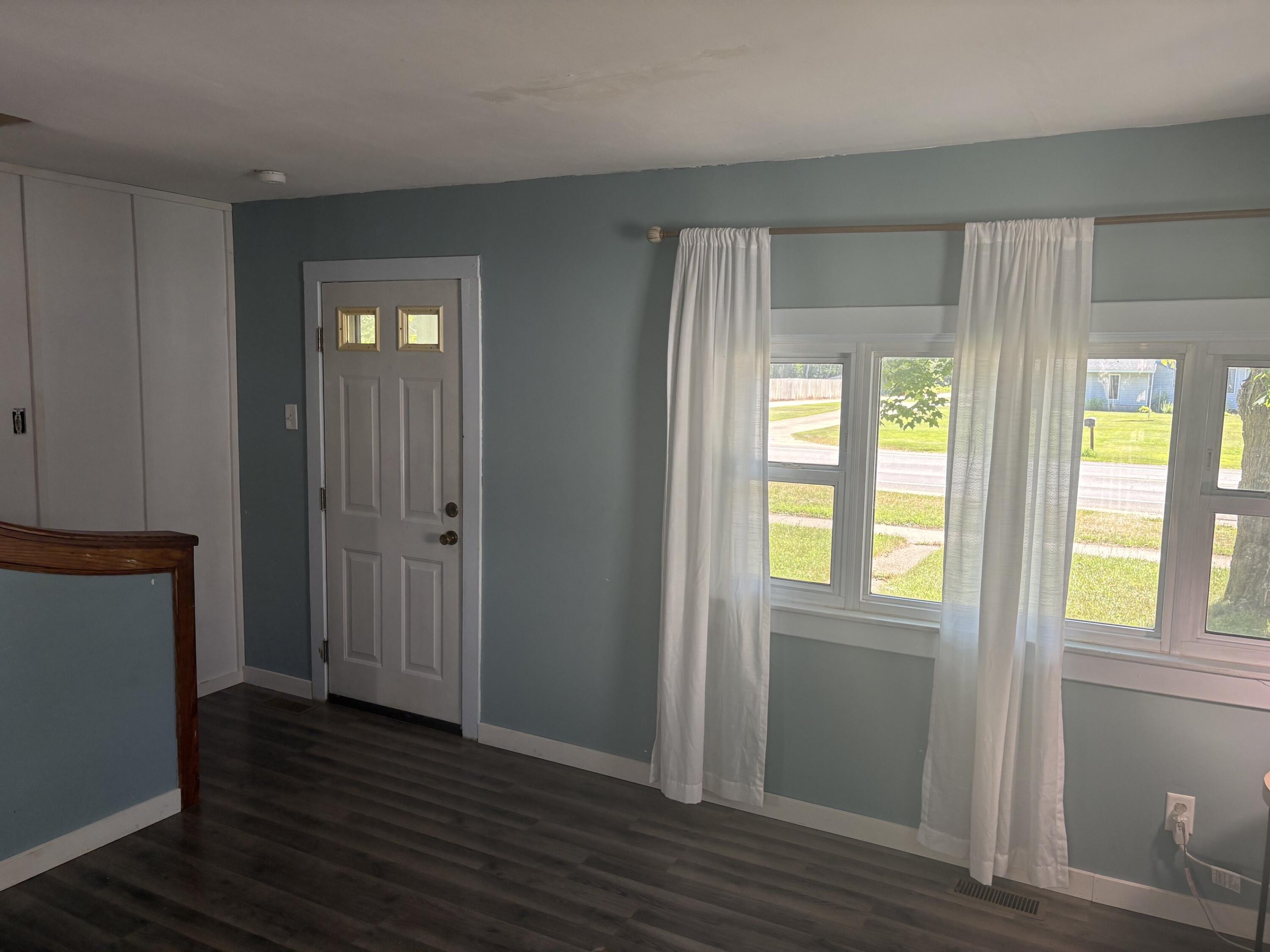 575 S Wolf Lake Road Muskegon MI 49442