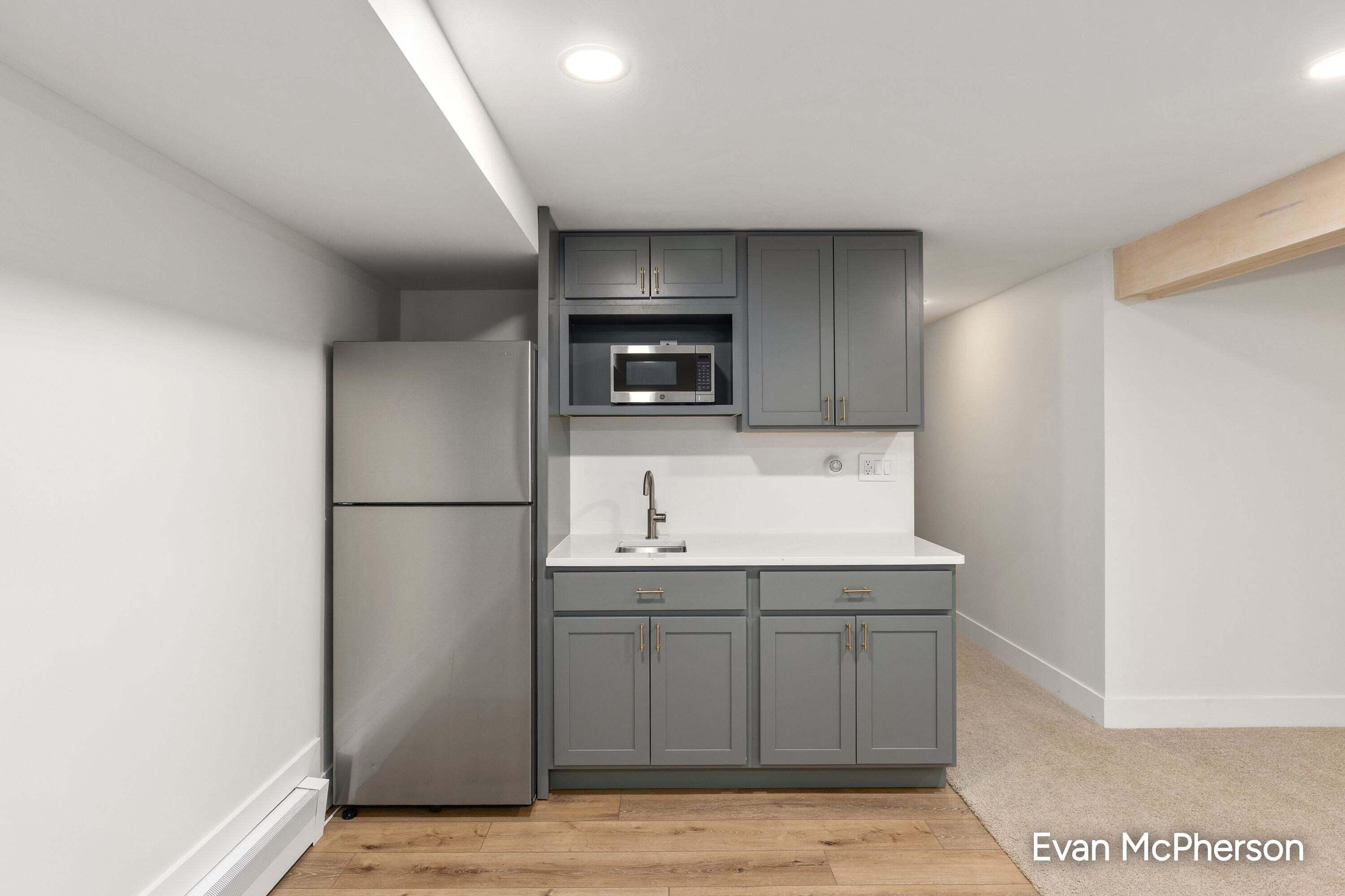 1805 Edgewood Avenue SE Grand Rapids MI 49506