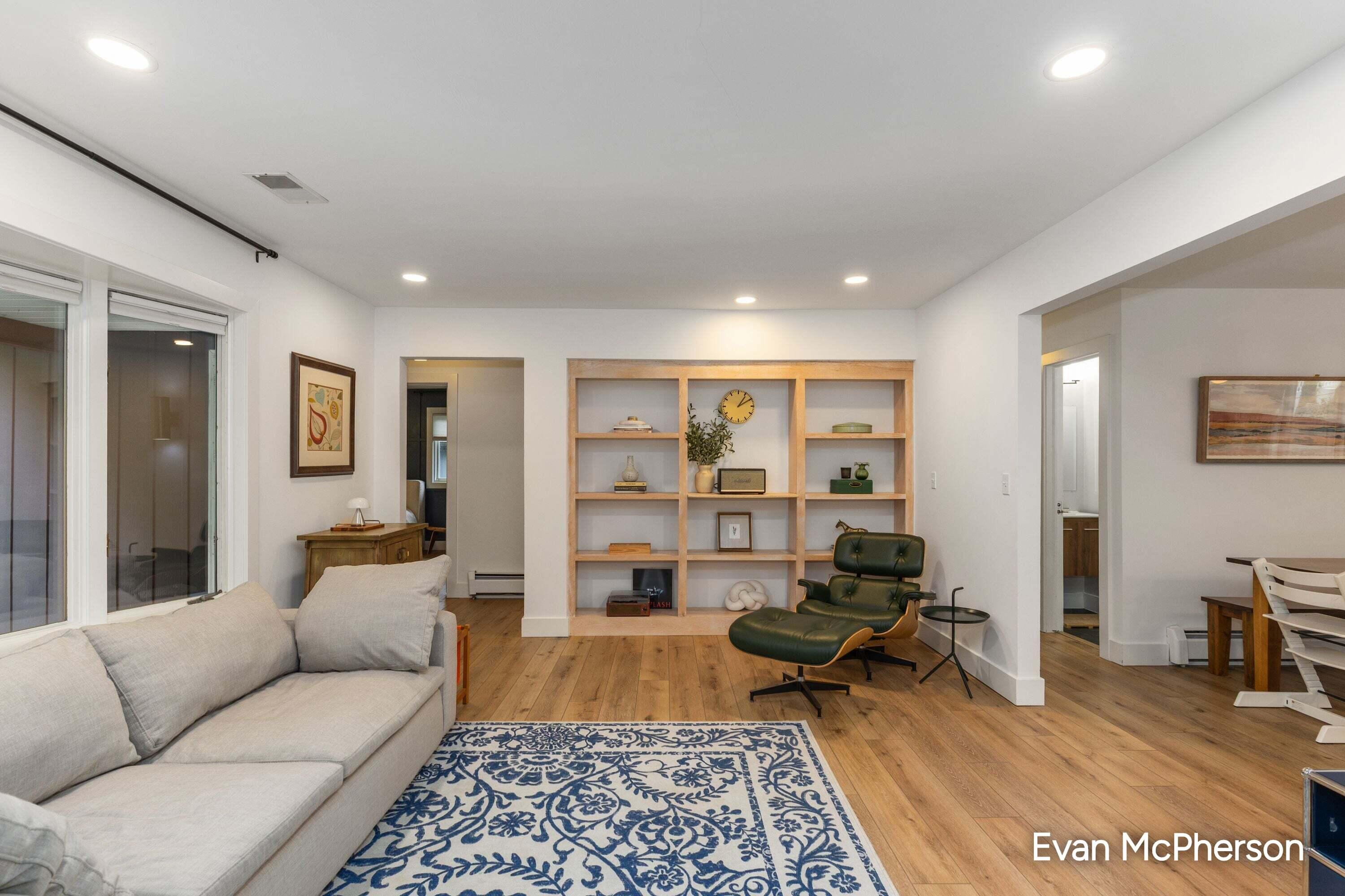 1805 Edgewood Avenue SE Grand Rapids MI 49506