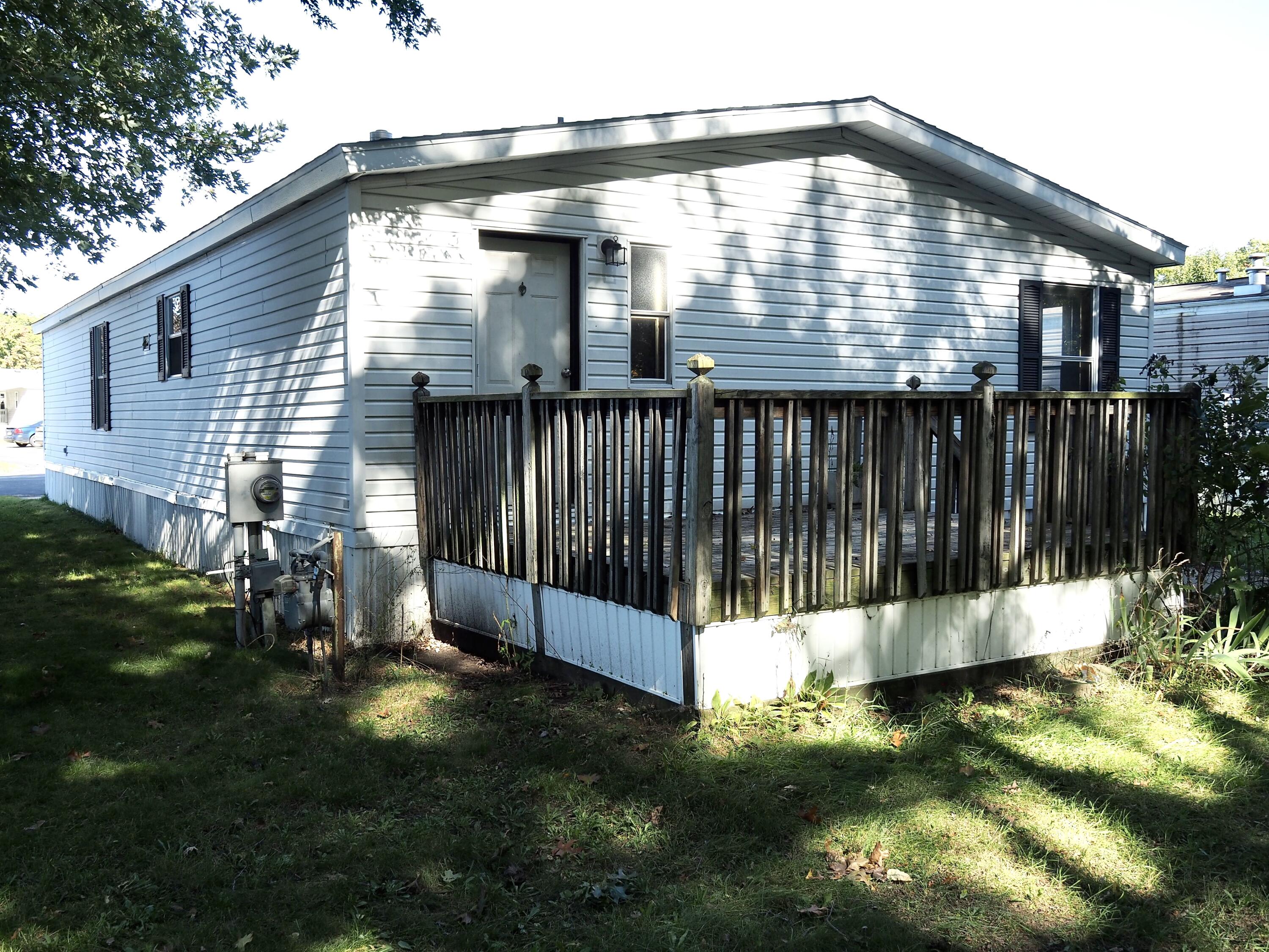 1481 Kenora Street Norton Shores MI 49444