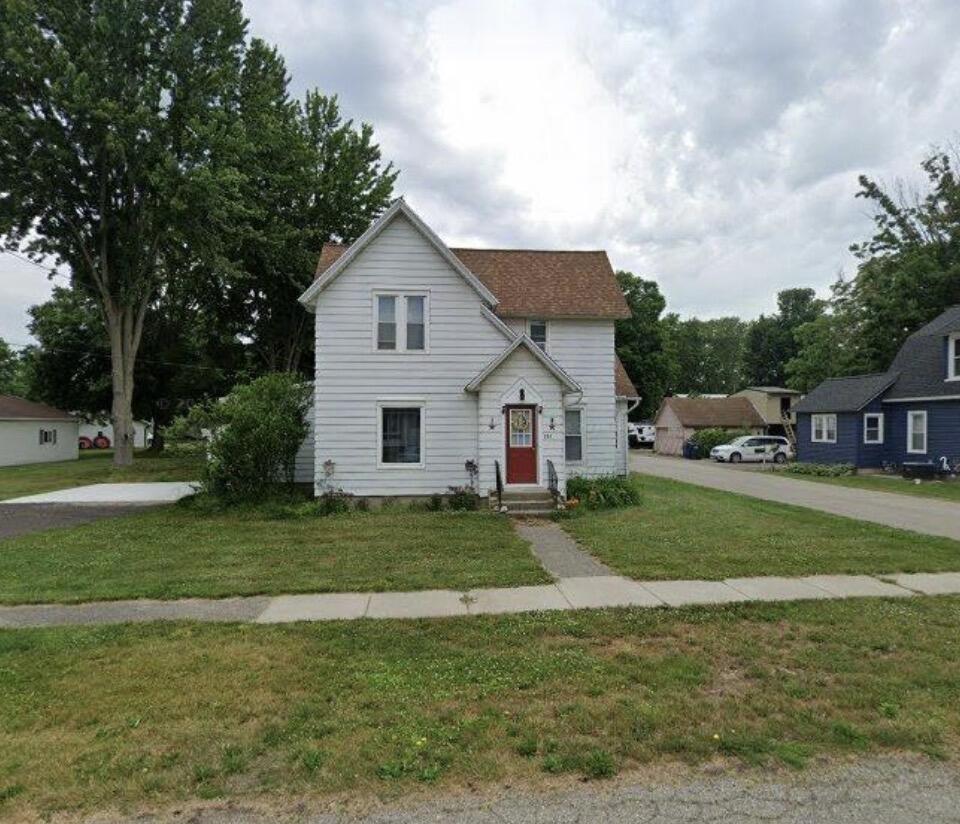 204 Lincoln Street Hopkins MI 49328