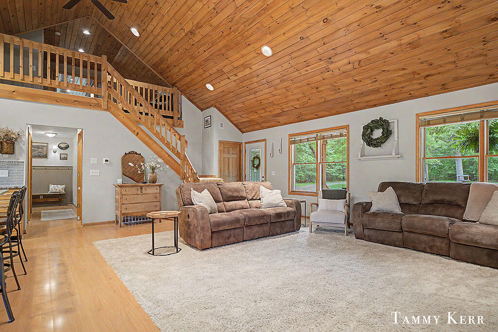 2535 52nd Street Fennville MI 49408